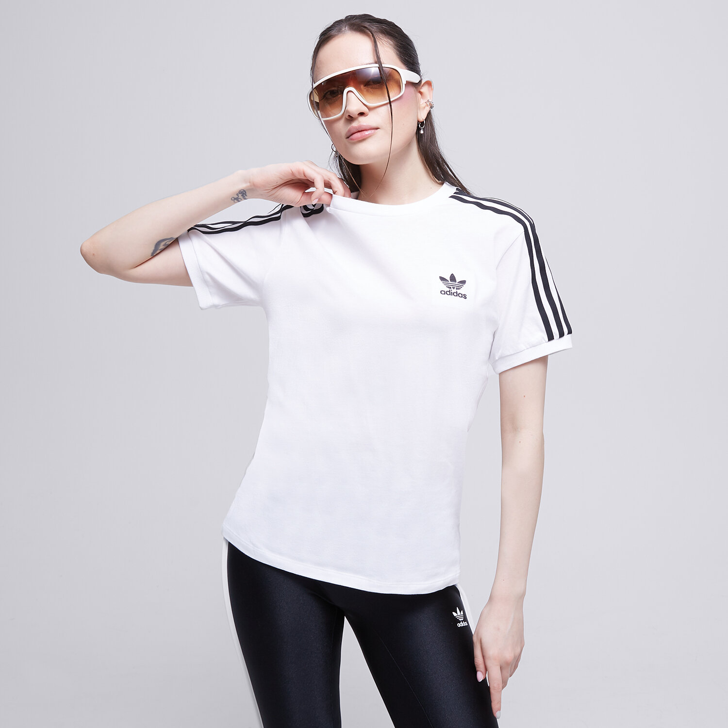 dámské tričko ADIDAS TRIČKO 3 STRIPES TEE IB7410 BÍLÁ