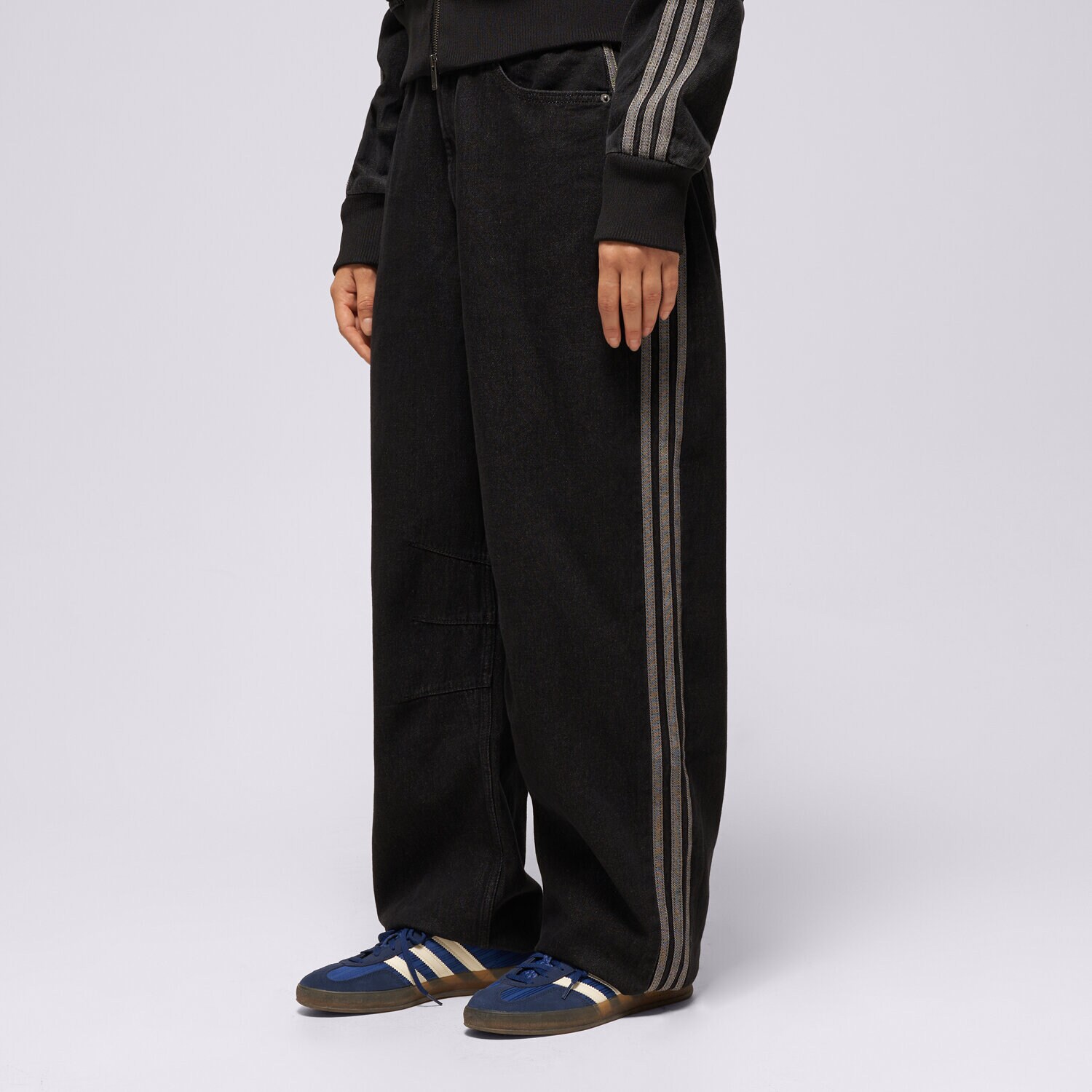 dámské kalhoty ADIDAS KALHOTY  BARREL PNT D KQ6474 ČERNÁ