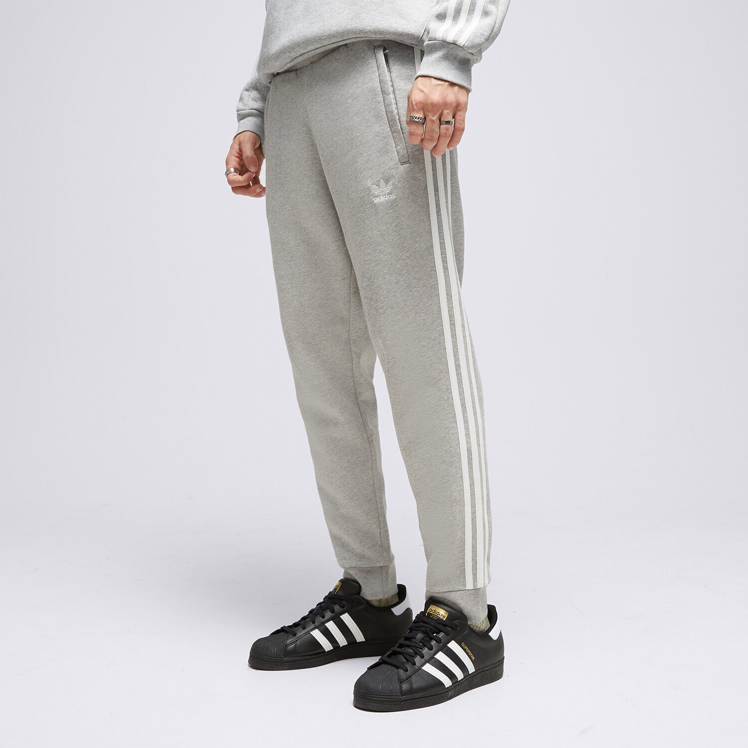 pánské kalhoty ADIDAS KALHOTY  3-STRIPES PANT IA4795 ŠEDÁ