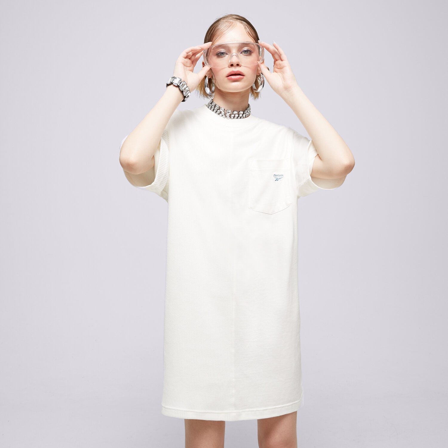 dámské šaty REEBOK ŠATY CL AE TEE  IC8098 BÍLÁ