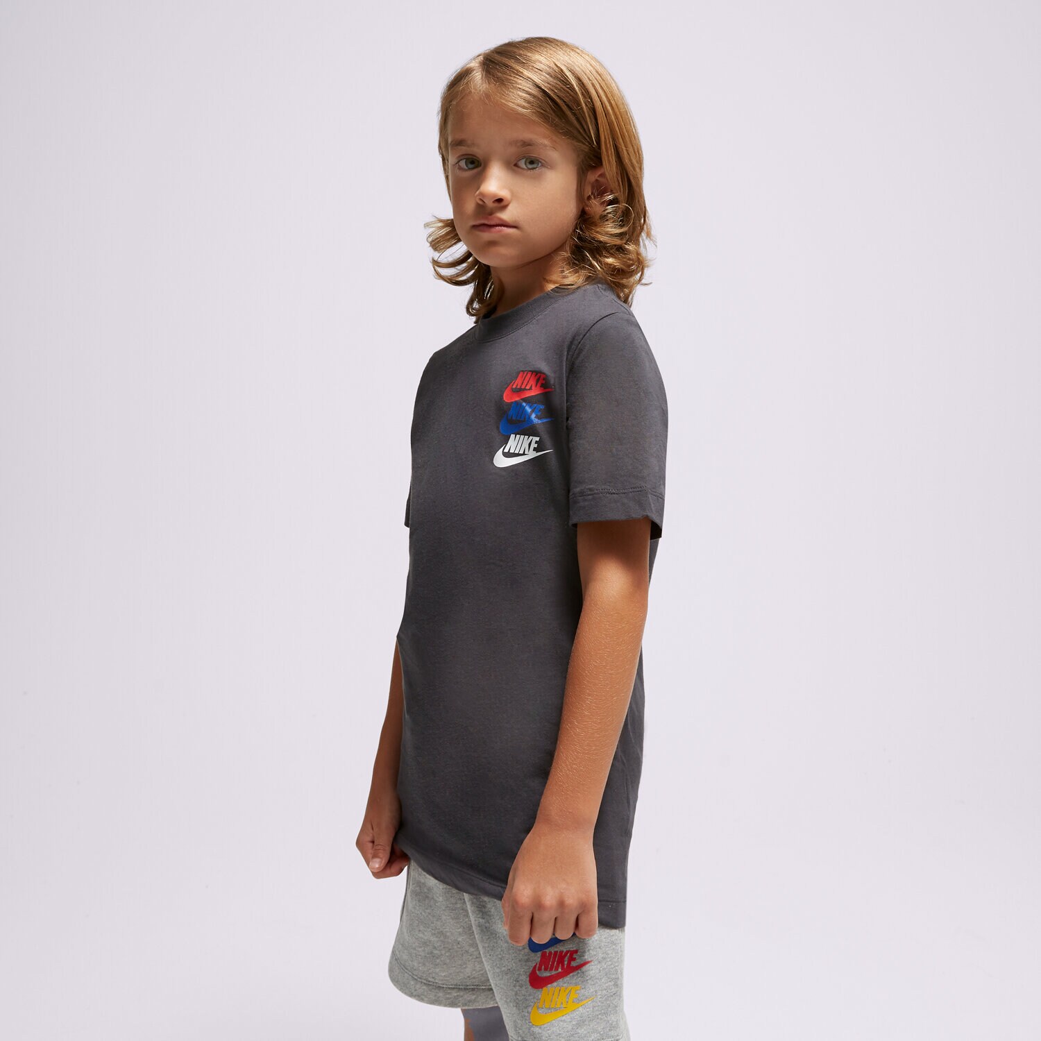 dětské tričko NIKE TRIČKO B NSW SI GRAPHIC TEE FJ5391-070 TMAVOMODRÁ