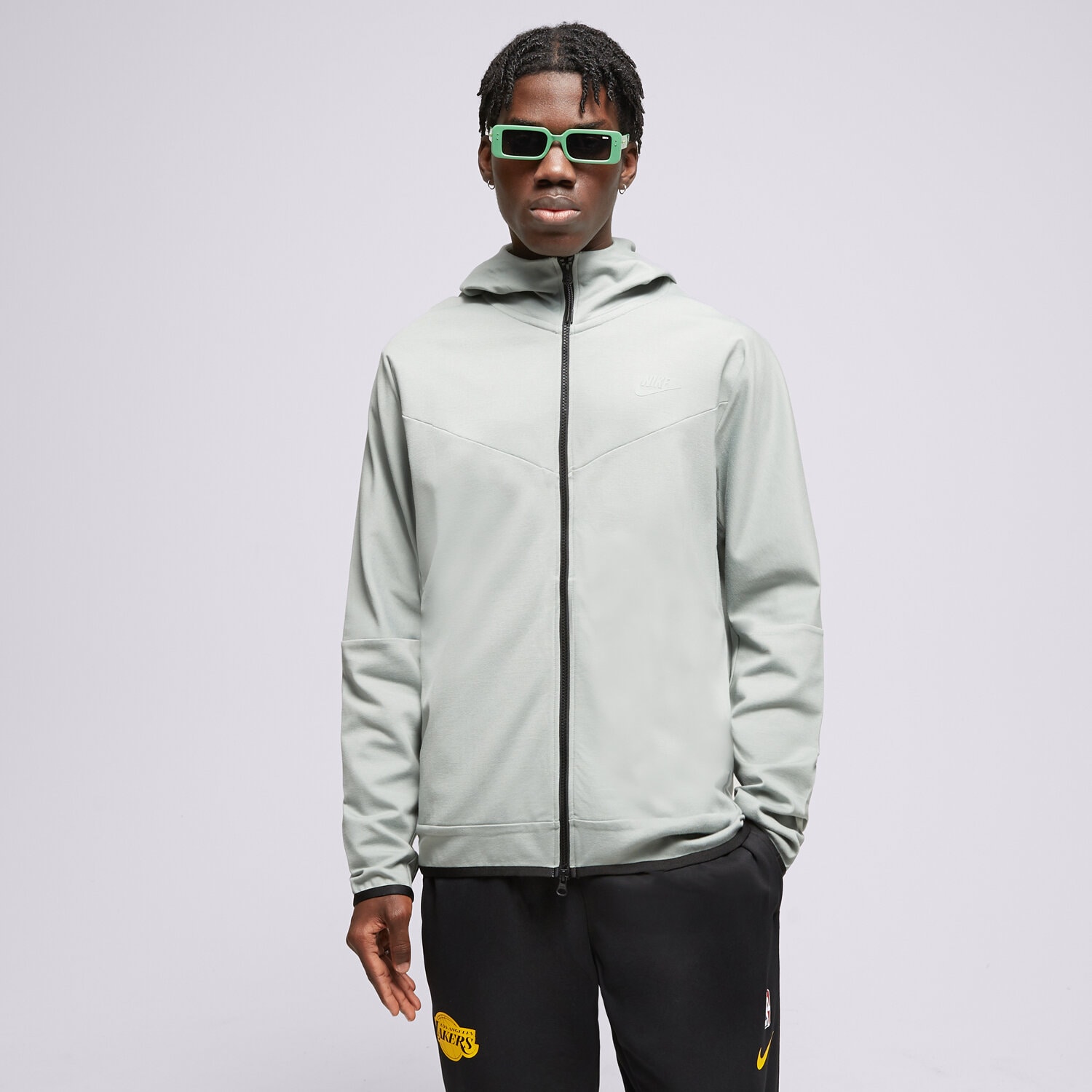 pánská mikina NIKE MIKINA ROZEPÍNACÍ S KAPUCÍ TECH FZ LIGHT DX0822-330 ZELENÁ