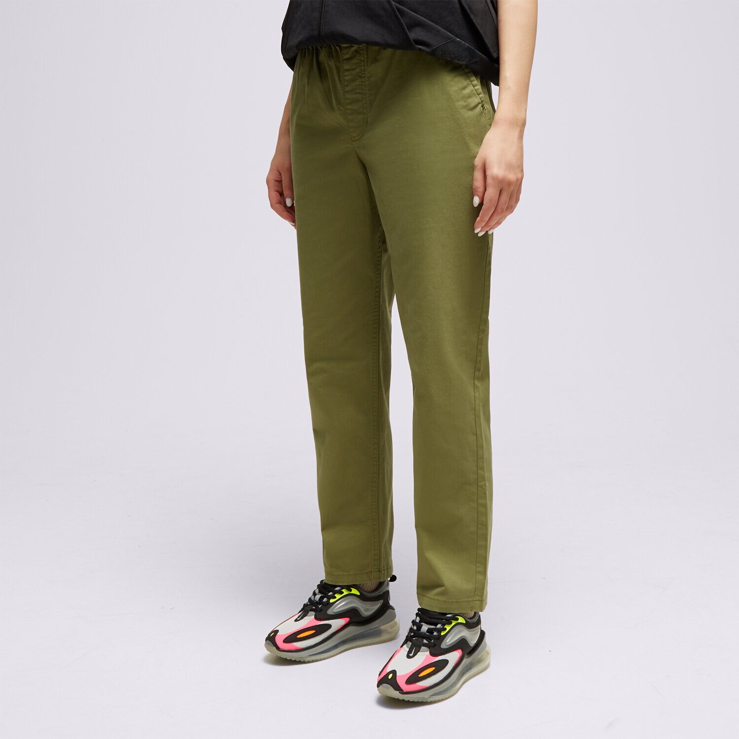 dámské kalhoty VANS KALHOTY  RANGE RELAXED VN0A7RMPZBF1 ZELENÁ