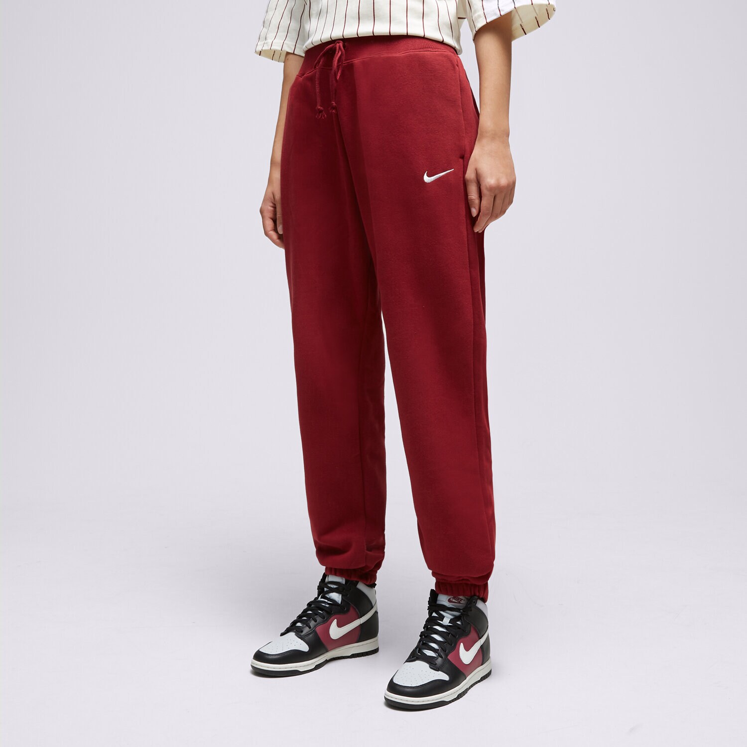 dámské kalhoty NIKE KALHOTY  W NSW PHNX FLC HR OS PANT DQ5887-677 BORDOVÁ