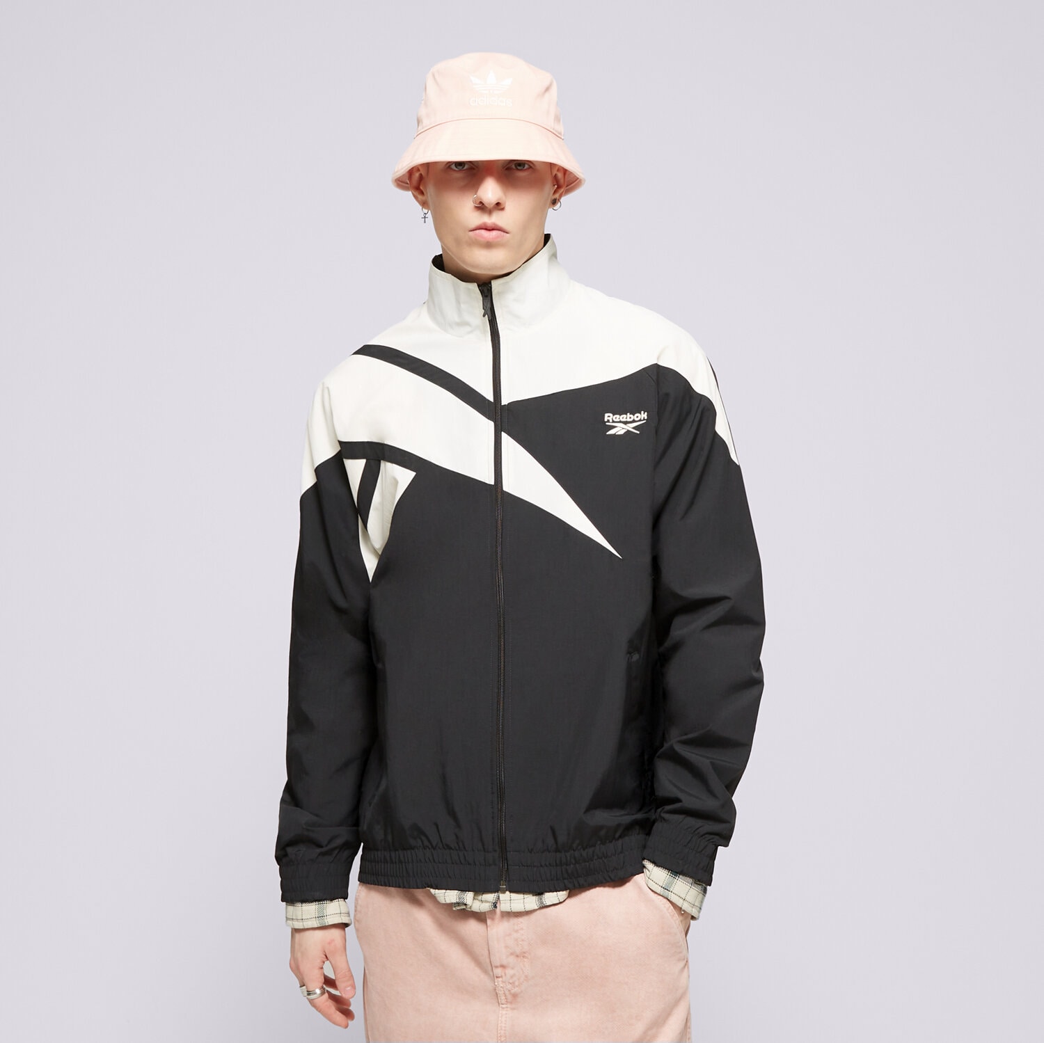 Přechodná bunda pánská (podzimní, jarní) REEBOK BUNDA CL F FR TRACKTOP 100022969 ČERNÁ