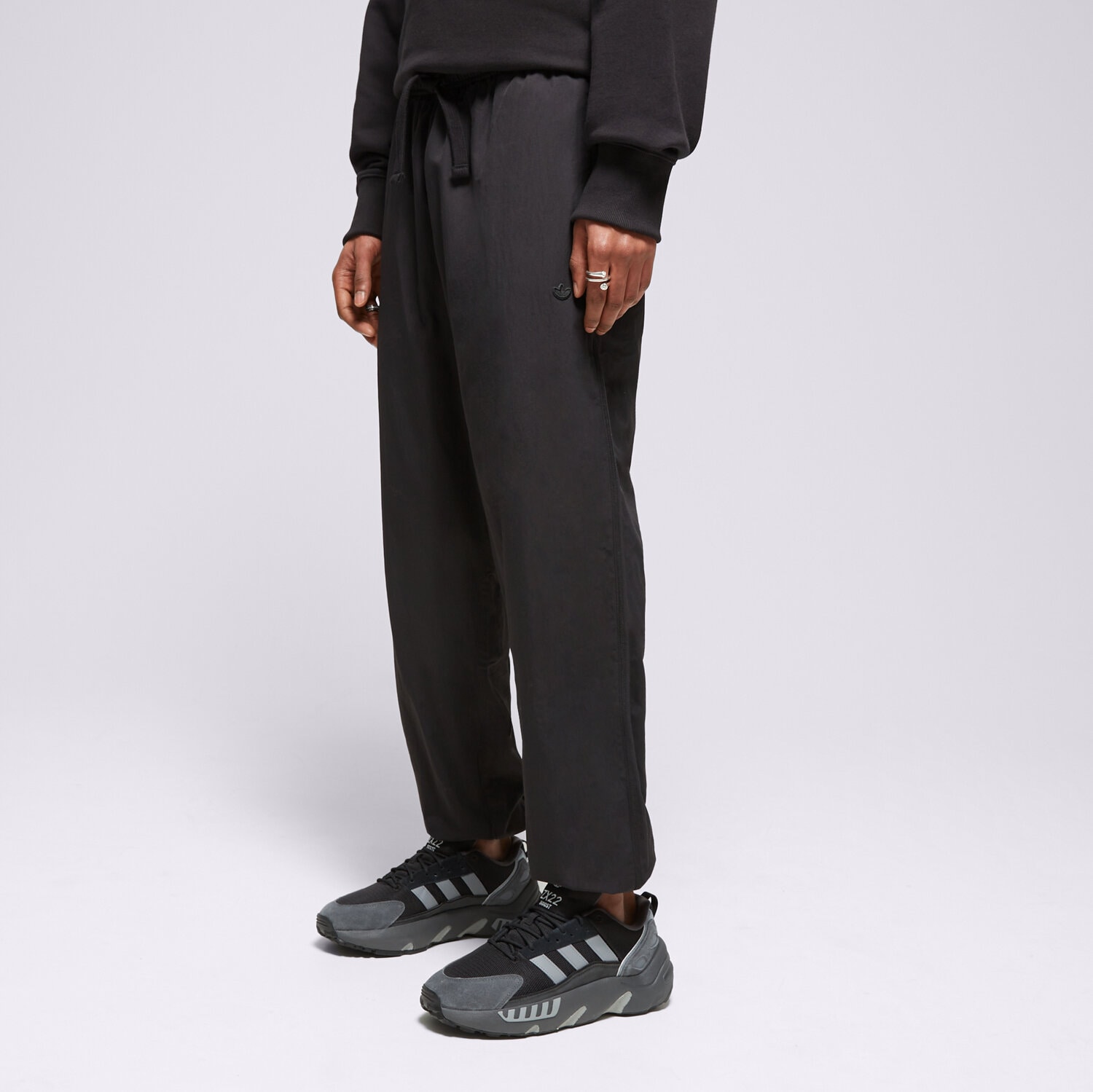 pánské kalhoty ADIDAS KALHOTY  P ESS PANTS WV IS1796 ČERNÁ