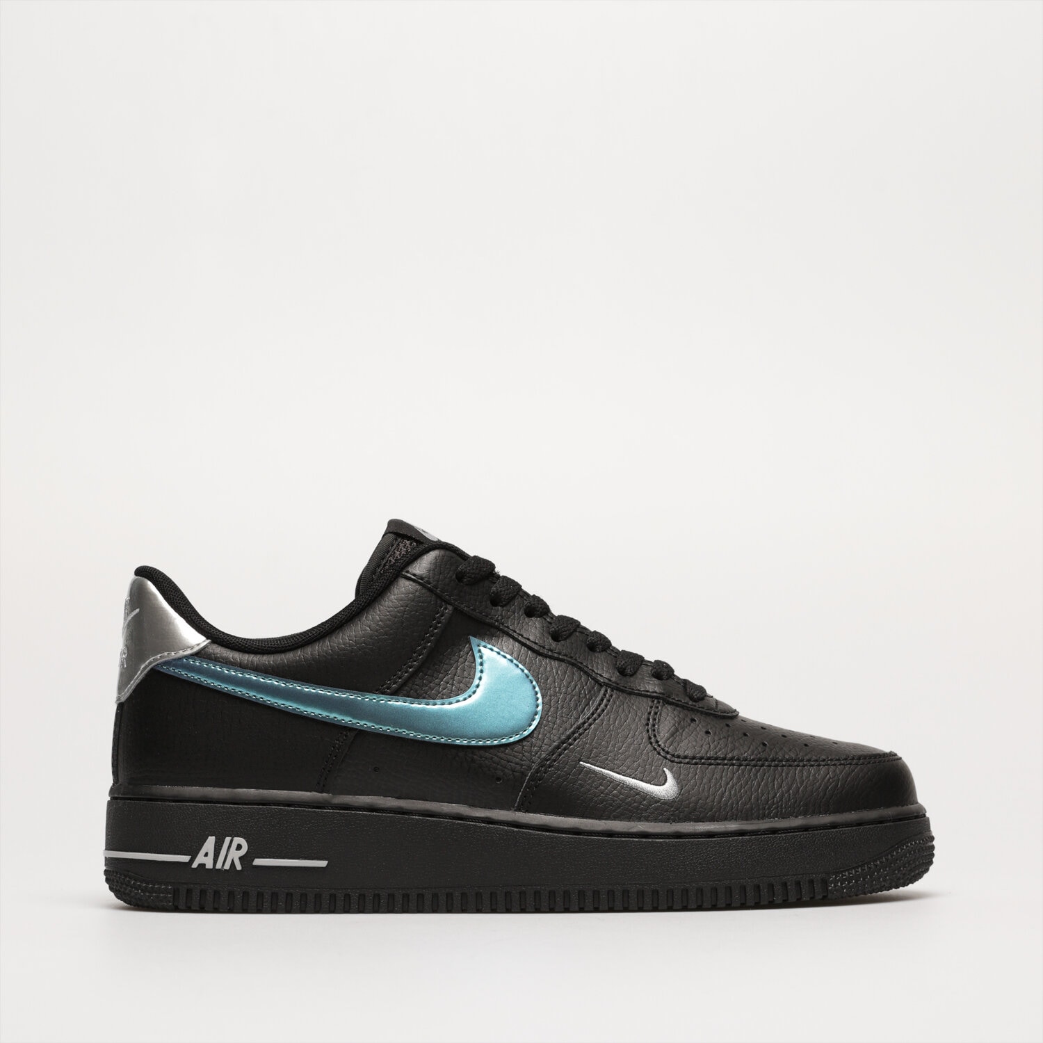 pánské tenisky NIKE AIR FORCE 1 '07  FD0654-001 ČERNÁ