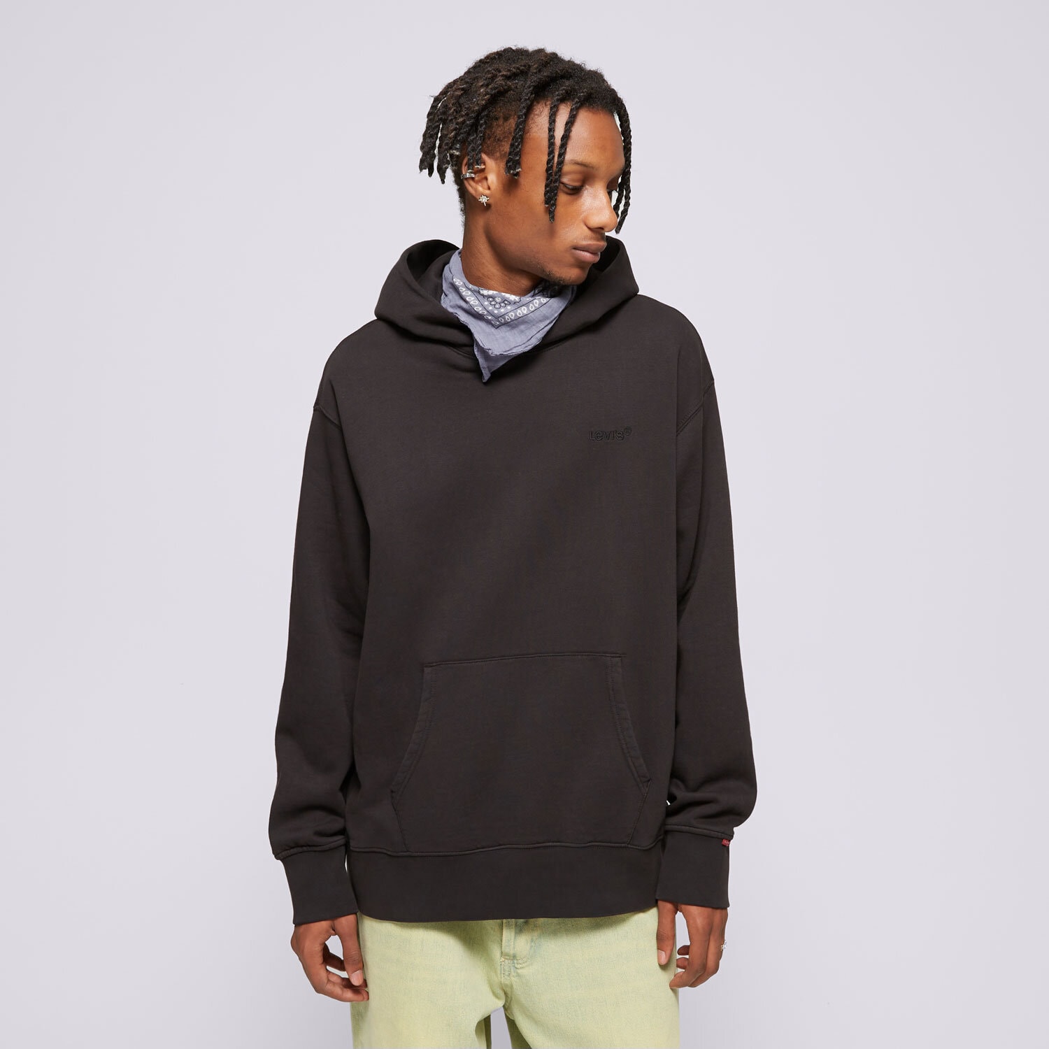 pánská mikina LEVI'S MIKINA S KAPUCÍ THE AUTHENTIC HOODIE BLACKS A8435-0019 ČERNÁ