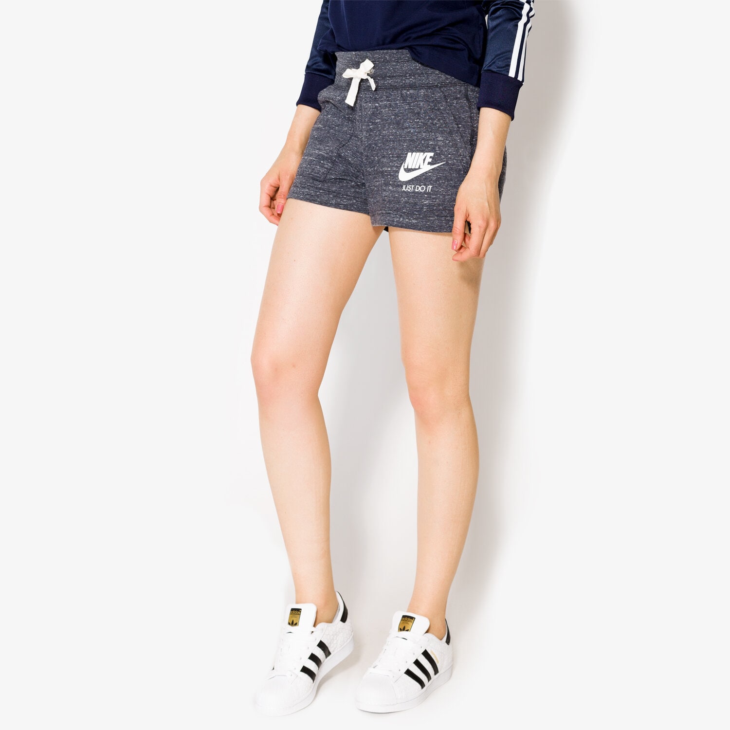 dámské kraťasy NIKE ŠORTKY  W NSW GYM VNTG SHORT 883733060 ŠEDÁ