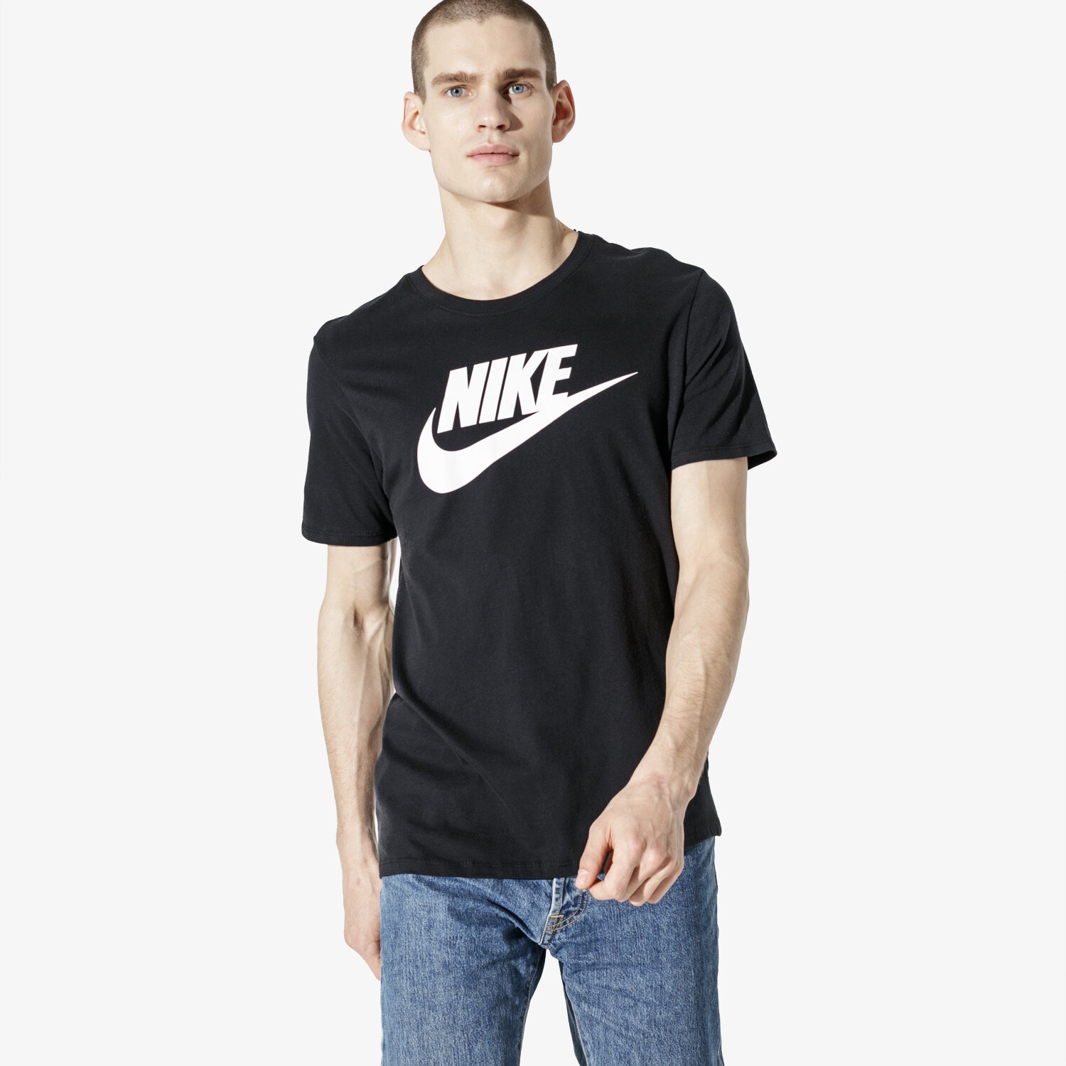 pánské tričko NIKE TRIČKO SS M NSW TEE ICON FUTURA 696707-015 ČERNÁ