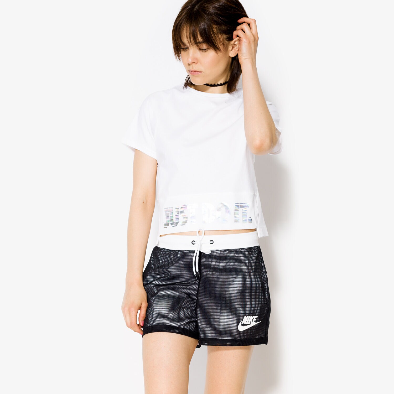 dámské tričko NIKE TRIČKO SS W NSW TOP SS HOLOGRAM 886263100 ČERNÁ