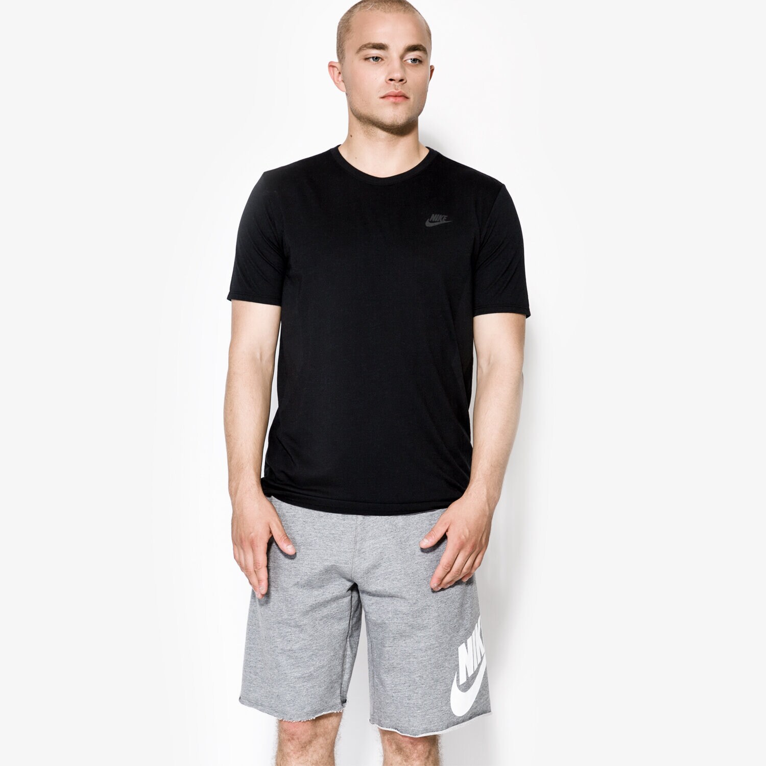 pánské tričko NIKE TRIČKO SS DRY TEE DBL BND FTRA 847505010 ČERNÁ