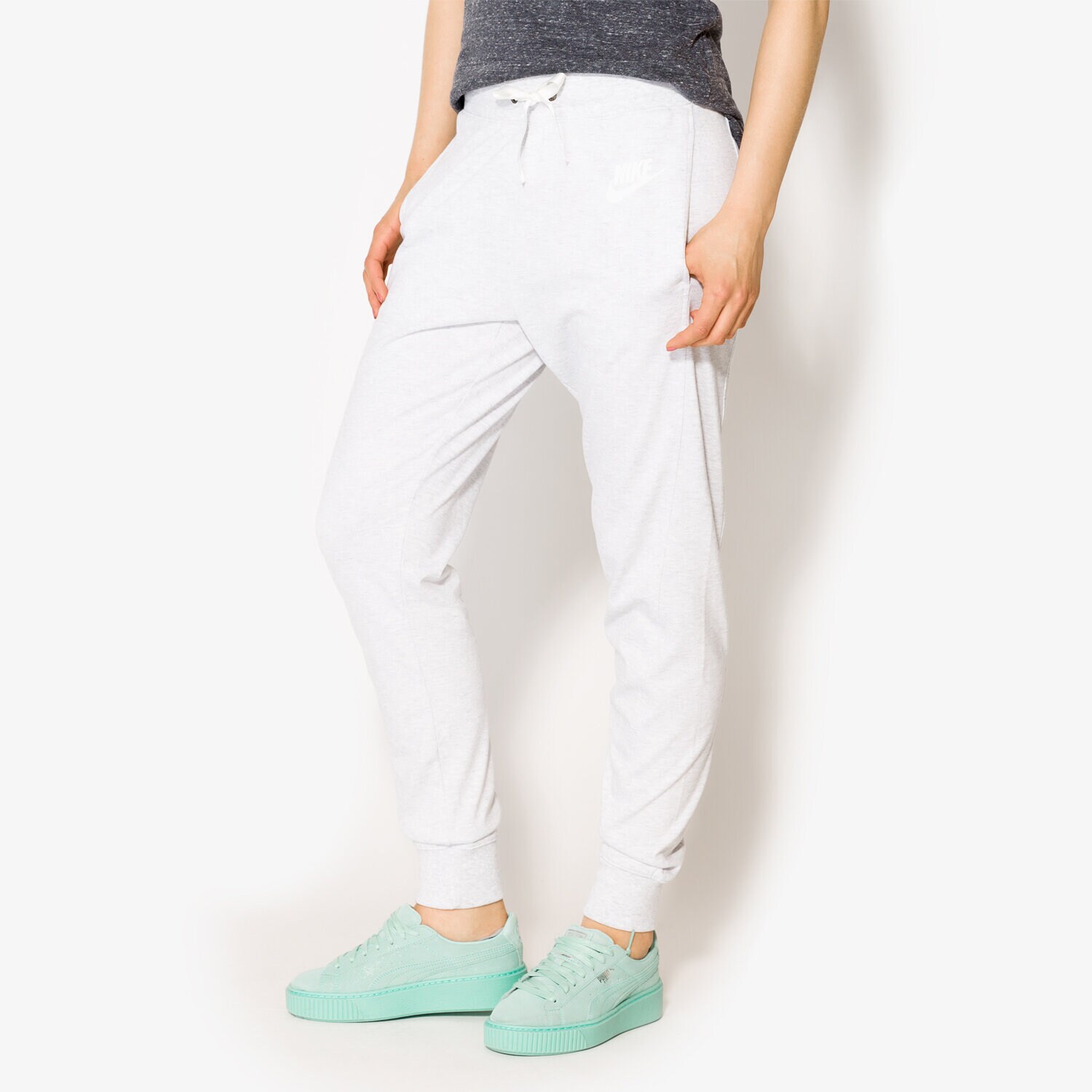 dámské kalhoty NIKE KALHOTY  W NSW GYM CLC PANT 854957051 ŠEDÁ