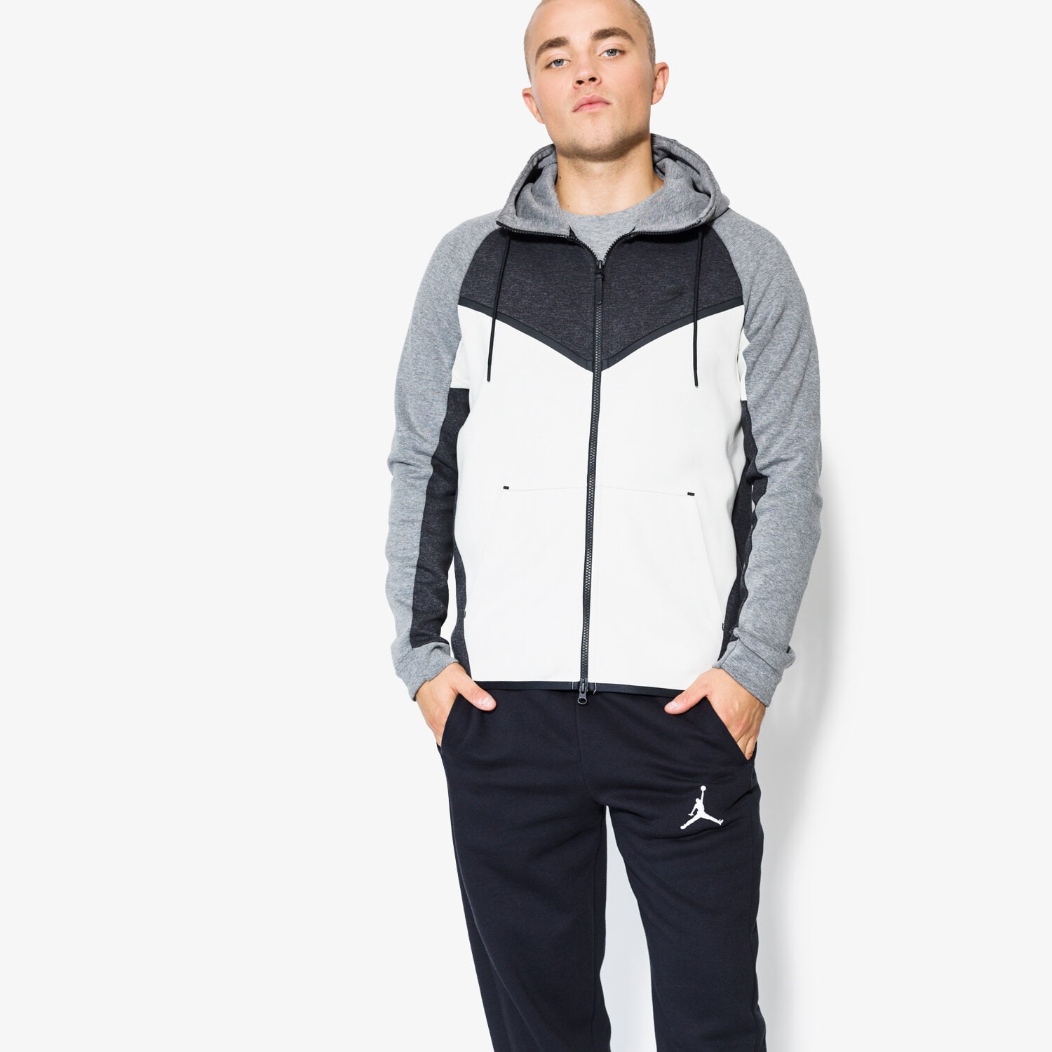 pánská mikina NIKE MIKINA TCH FLC WR HOODIE 885904032 VÍCEBAREVNÁ