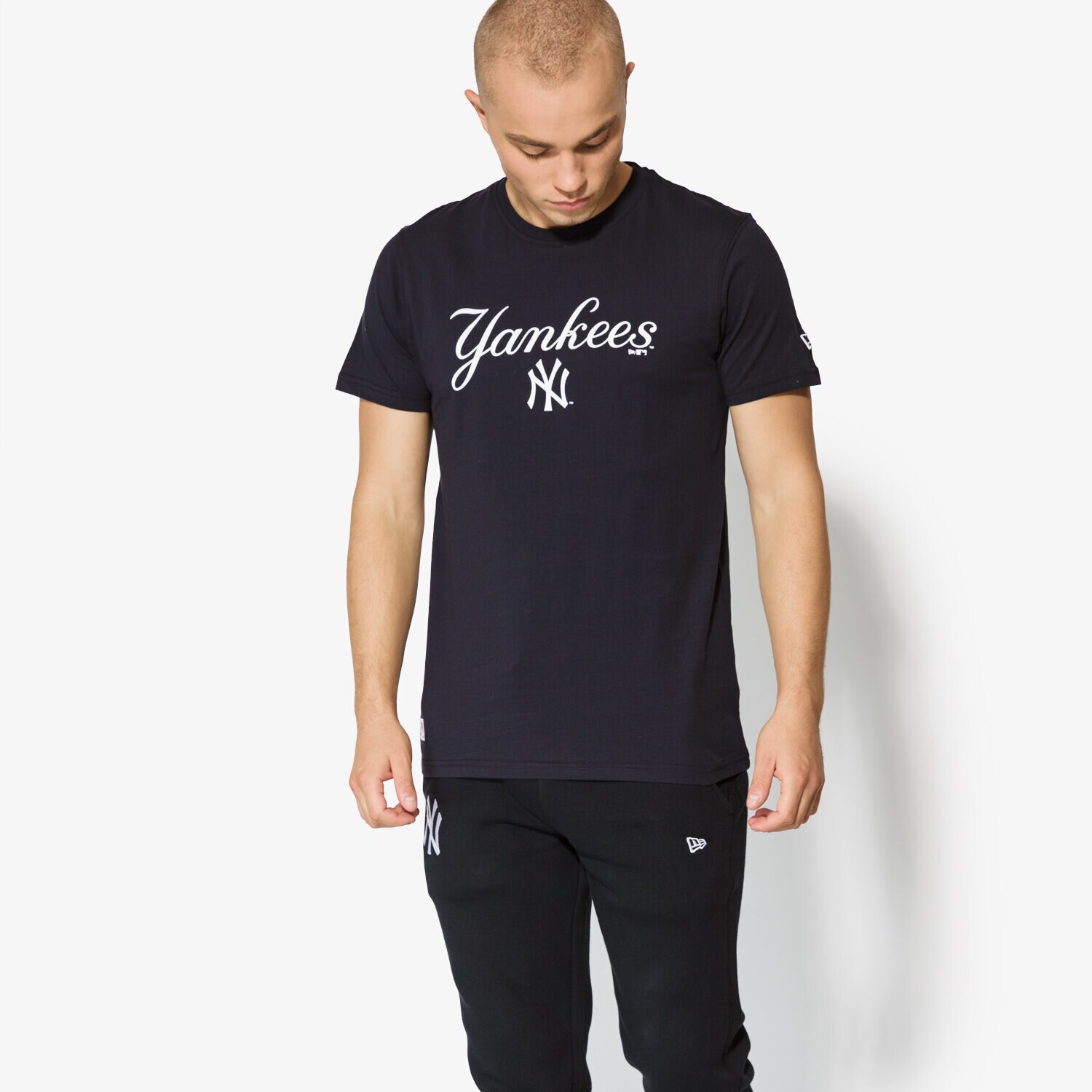 pánské tričko NEW ERA TRIČKO SS TEAM APPAREL TEE NY YANKEES NVY 11493594 TMAVOMODRÁ