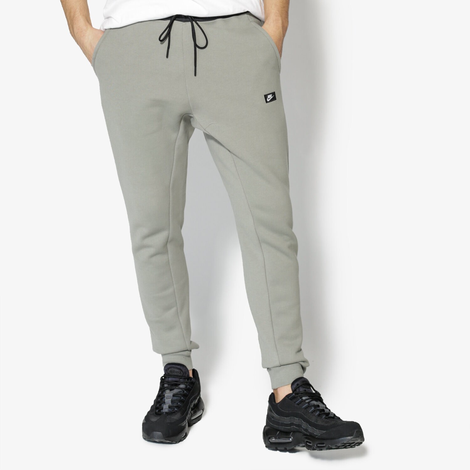 pánské kalhoty NIKE KALHOTY  M NSW MODERN JGGR BB 835862-004 ZELENÁ