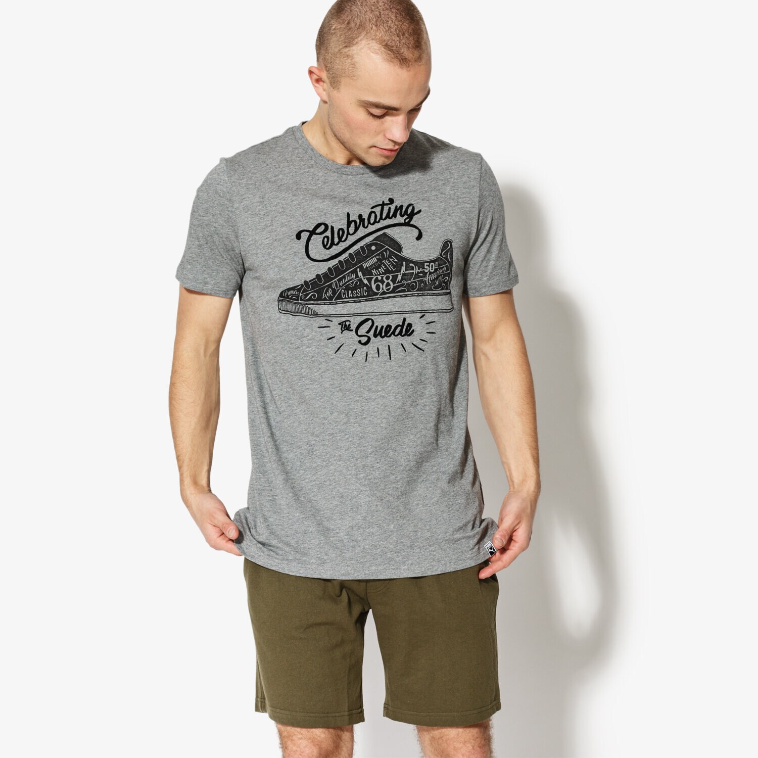 pánské tričko PUMA TRIČKO SS SUEDE CELEBRATION TEE 85083603 ŠEDÁ
