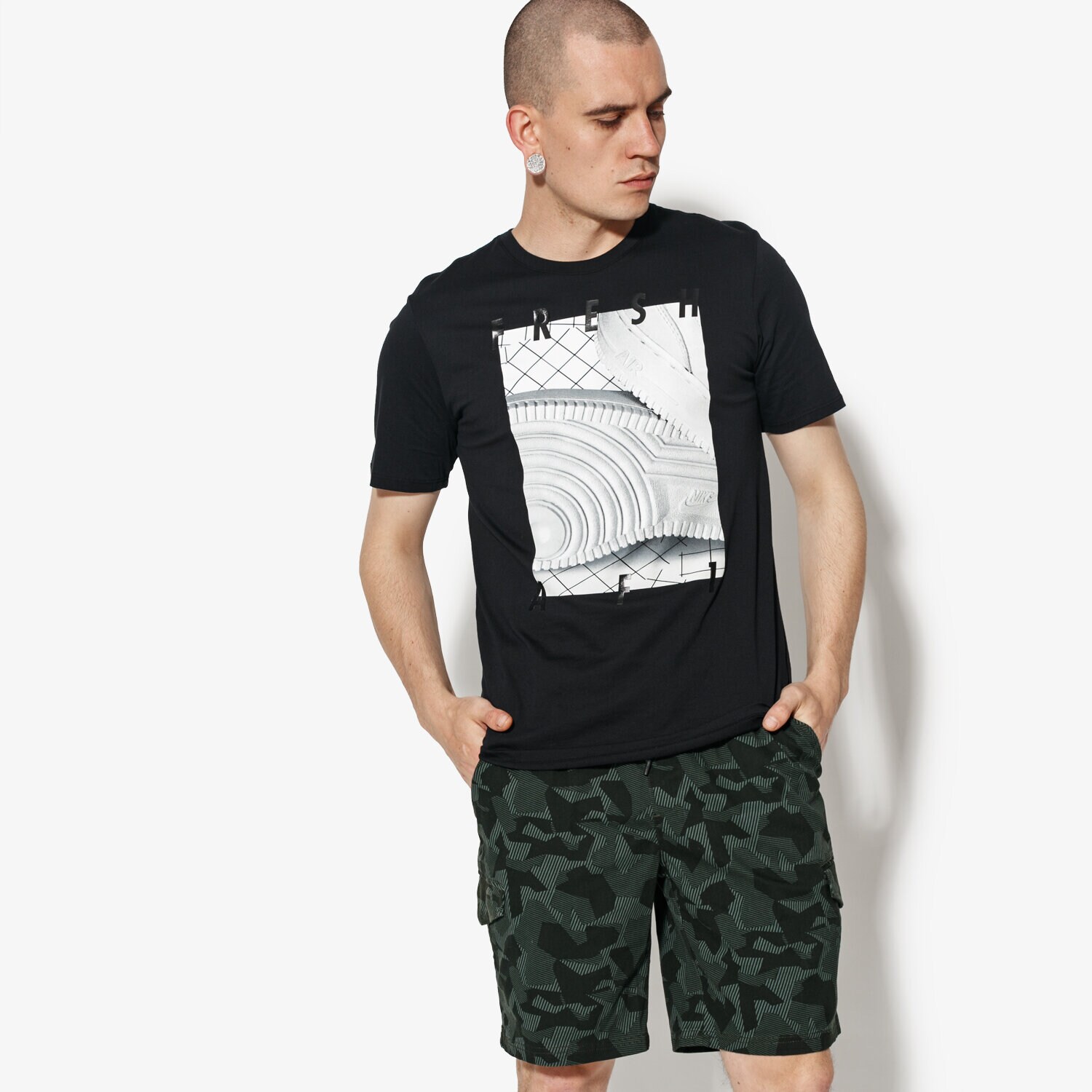 pánské tričko NIKE TRIČKO SS M NSW TEE AF1 3 911928-010 ČERNÁ