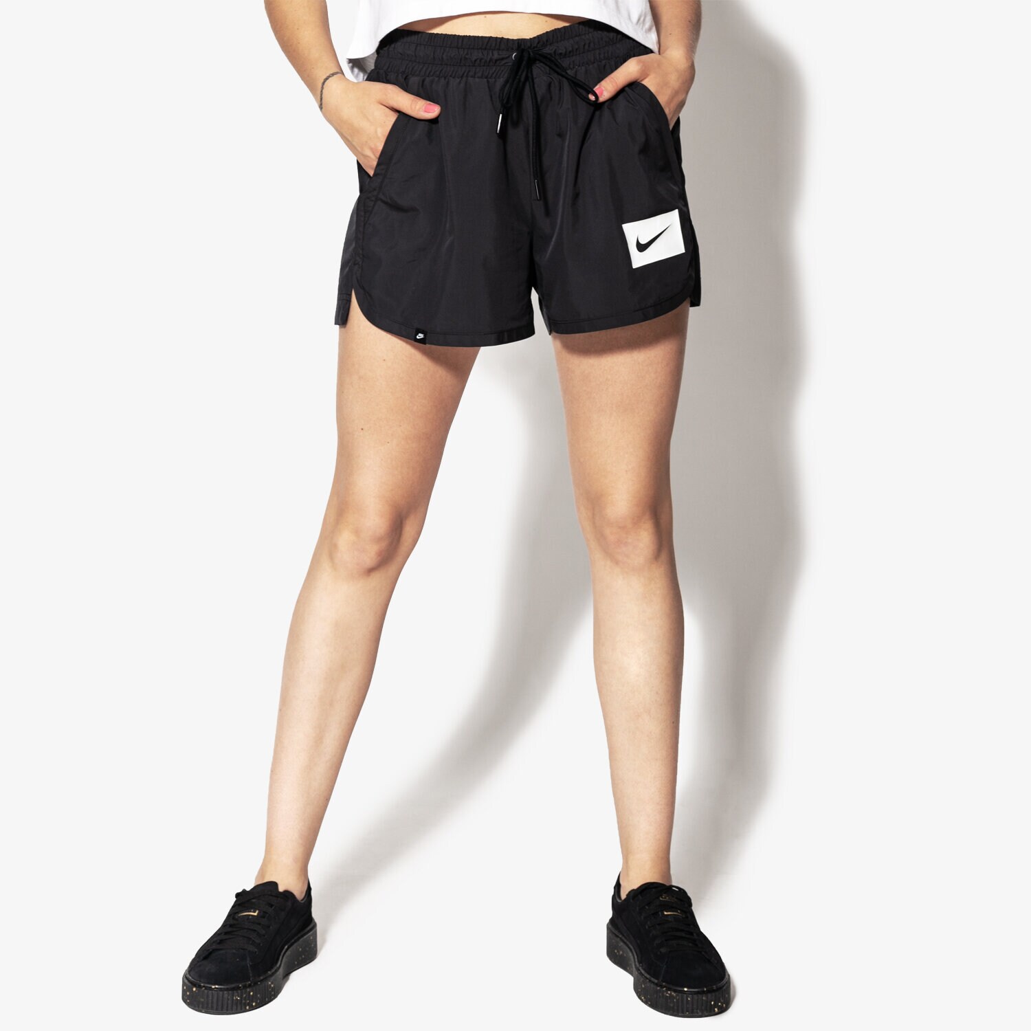 dámské kraťasy NIKE ŠORTKY  W NSW SHORT SWSH MSH 892923-010 ČERNÁ