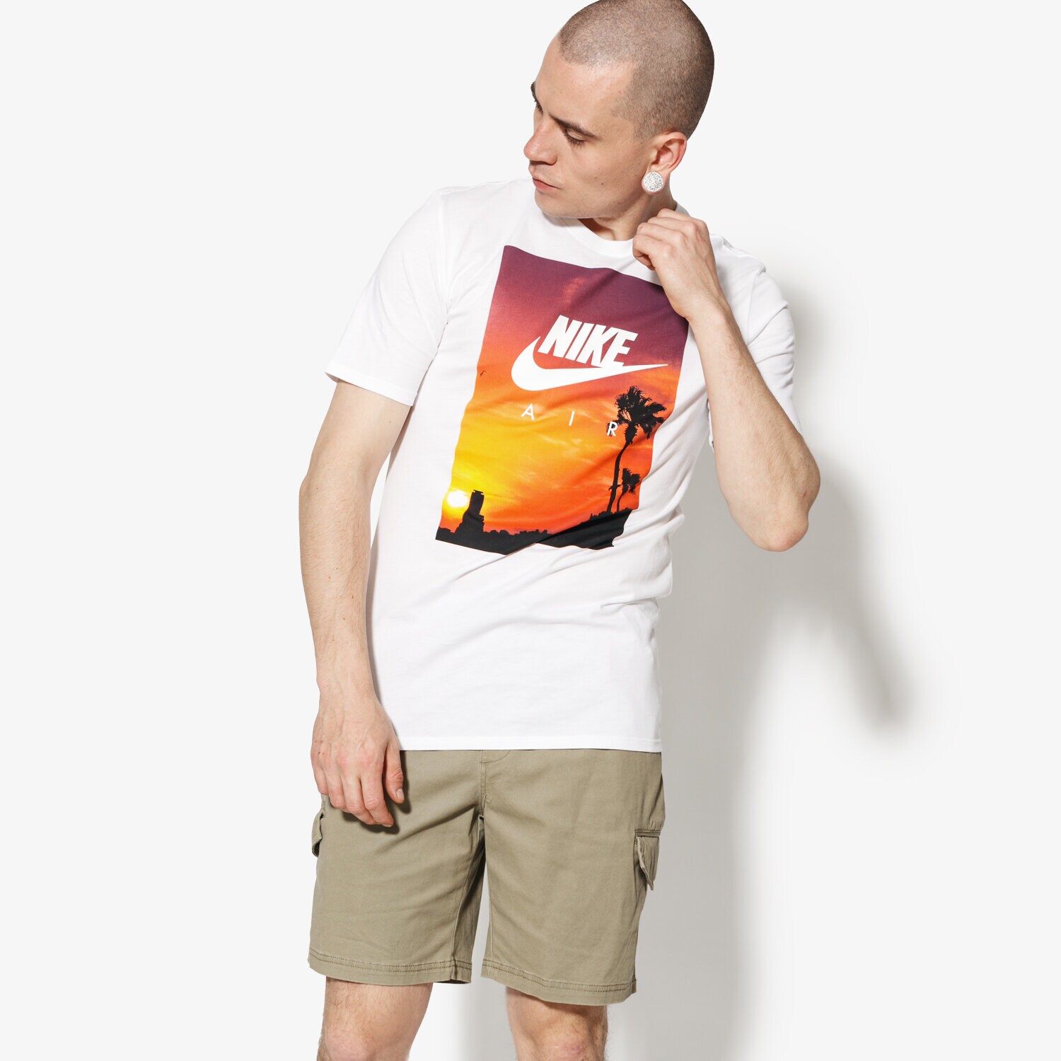 pánské tričko NIKE TRIČKO SS M NSW TEE FTWR 4 911952-100 BÍLÁ
