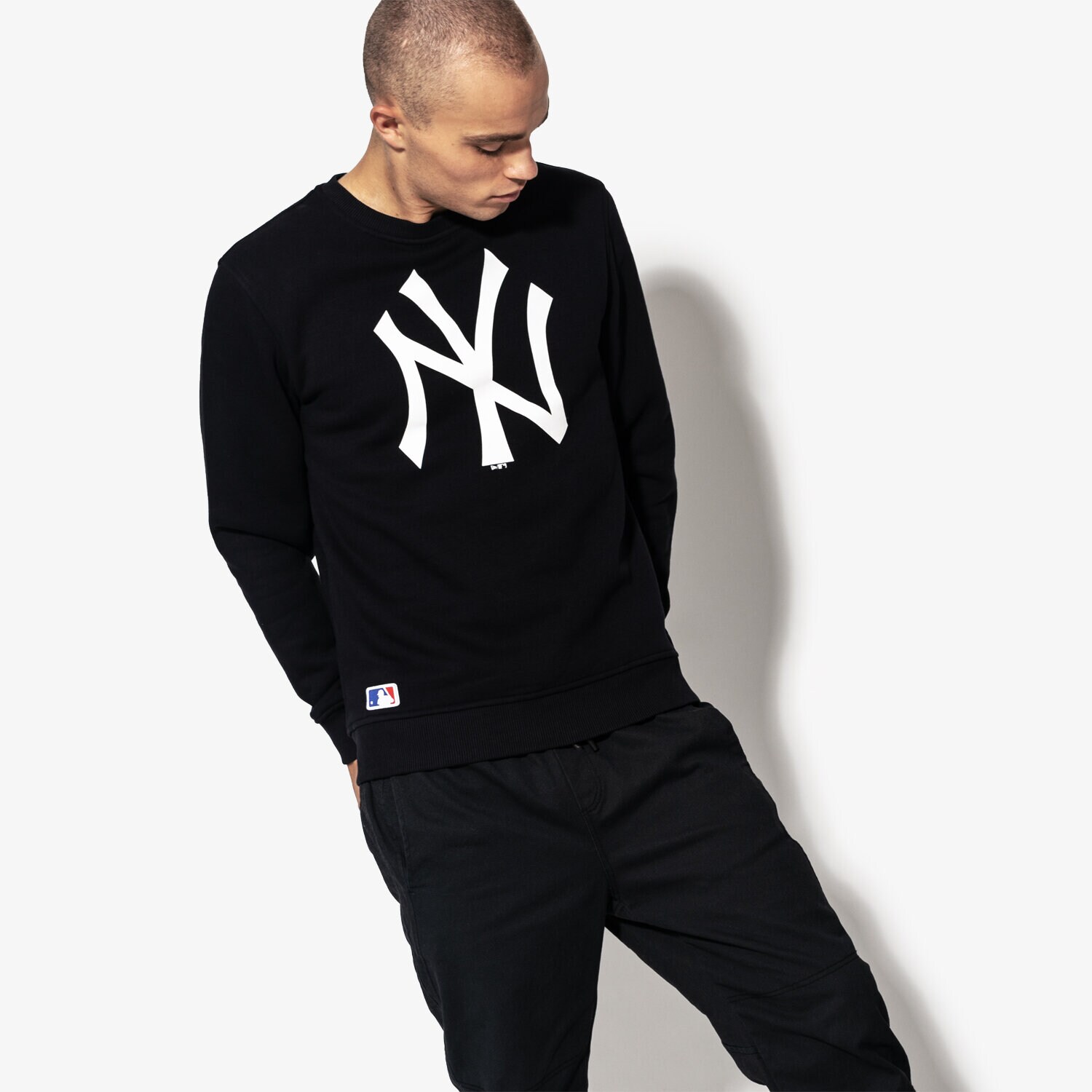 pánská mikina NEW ERA MIKINA NE92232FA15 NOS CREW 11204078 ČERNÁ