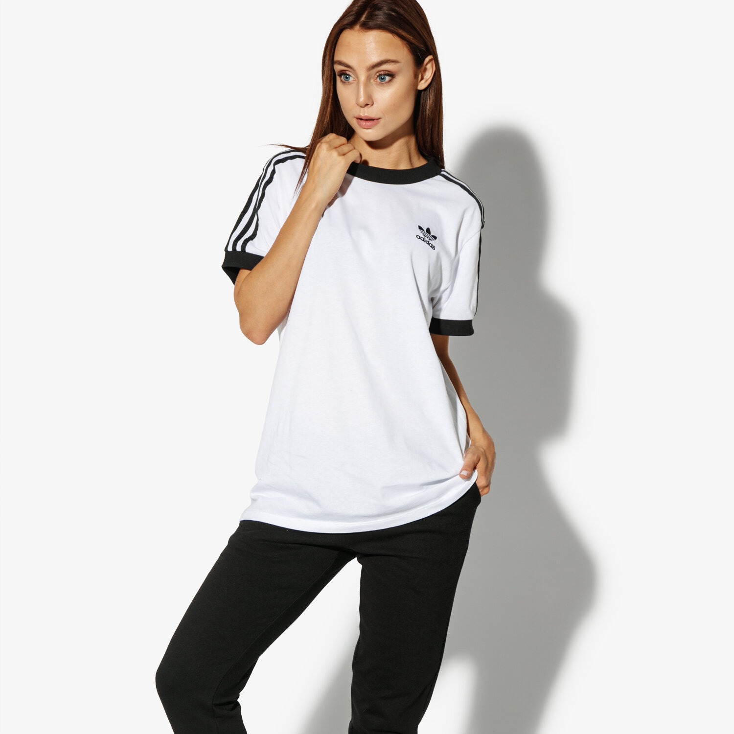 dámské tričko ADIDAS TRIČKO SS 3 STRIPES TEE ADICOLOR DH3188 BÍLÁ