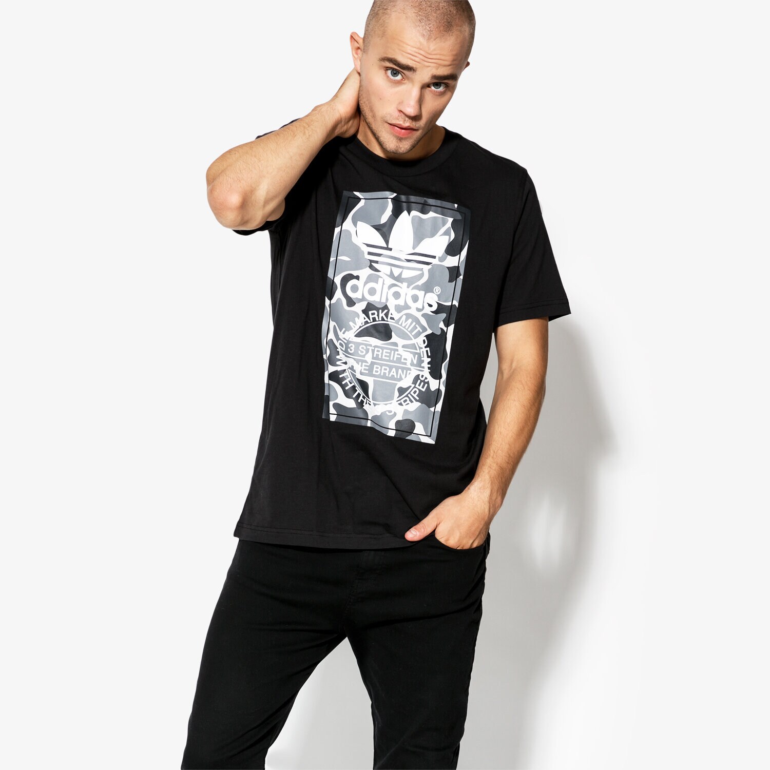 pánské tričko ADIDAS TRIČKO CAMO LABEL TEE GRAPHICS DH4769 ČERNÁ