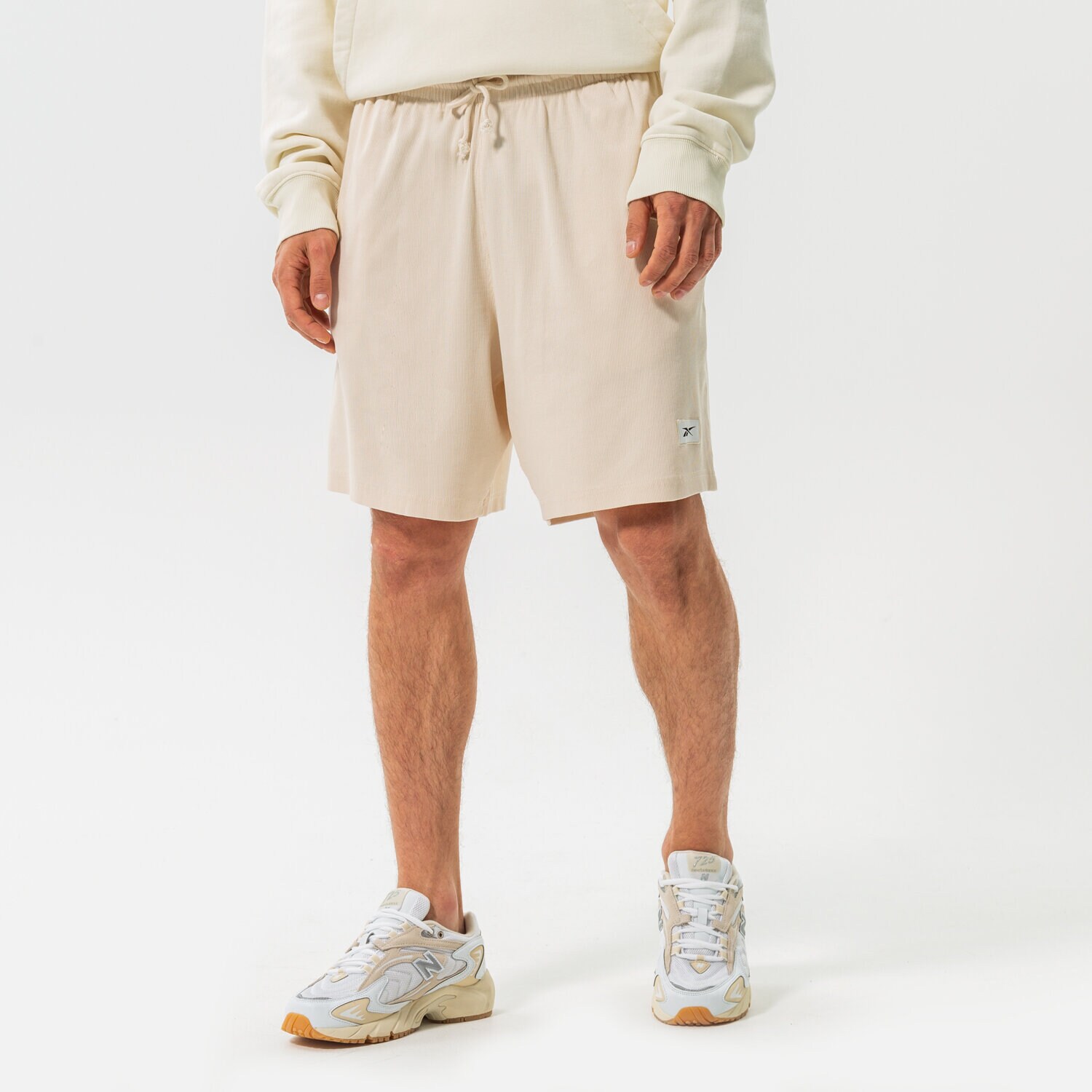 pánské kraťasy REEBOK ŠORTKY  CLASSIC NATURAL DYE SHORTS HG1582 BÉŽOVÁ