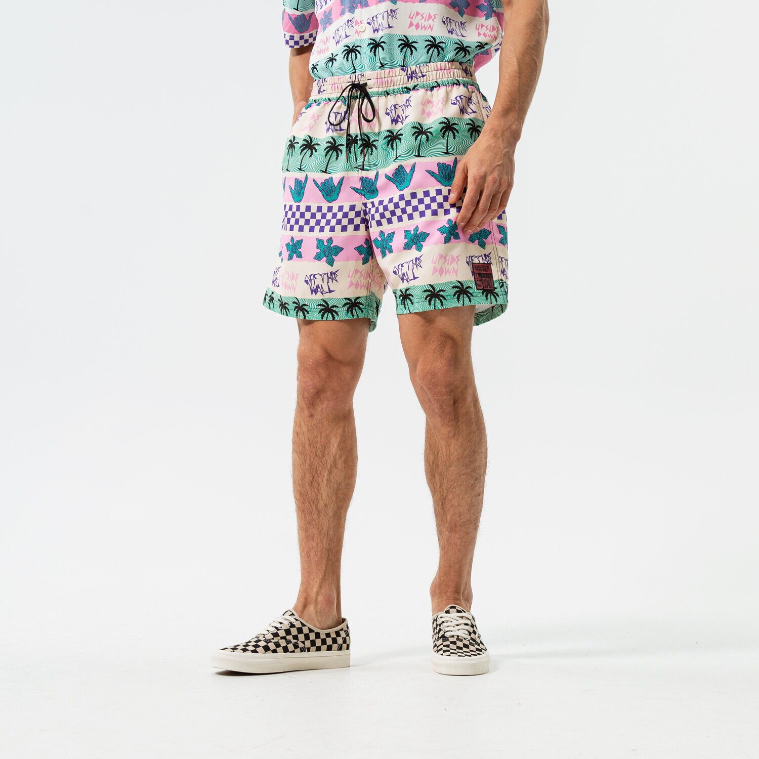 pánské kraťasy VANS ŠORTKY  CALIFORNIA STRIPE VOLLEY SHORTS VN0007RUPNK1 RŮŽOVÁ
