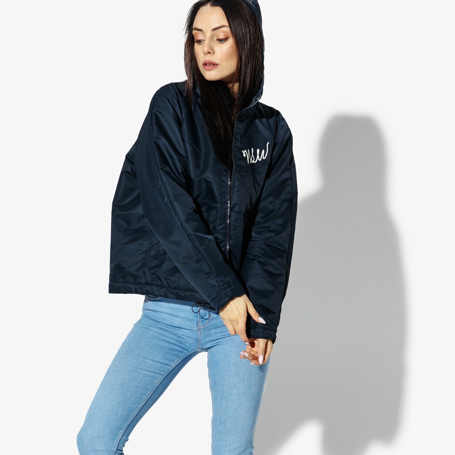 dámská zimní bunda NIKE BUNDA W NSW NSW JKT FZ SHERPA 941907-027 TMAVOMODRÁ