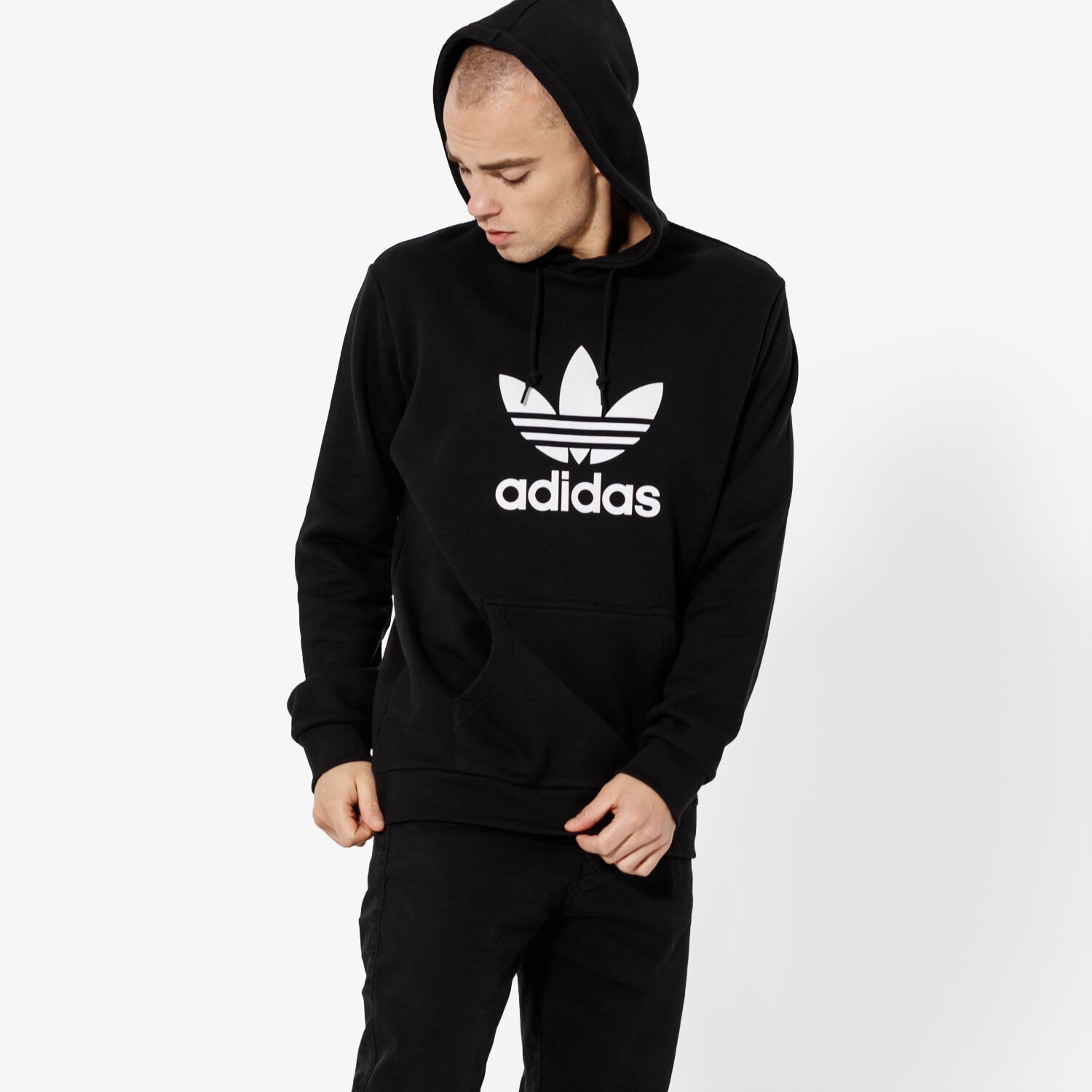 pánská mikina ADIDAS MIKINA S KAPUCÍ TREFOIL HOODIE ADICOLOR ADICOLOR DT7964 ČERNÁ