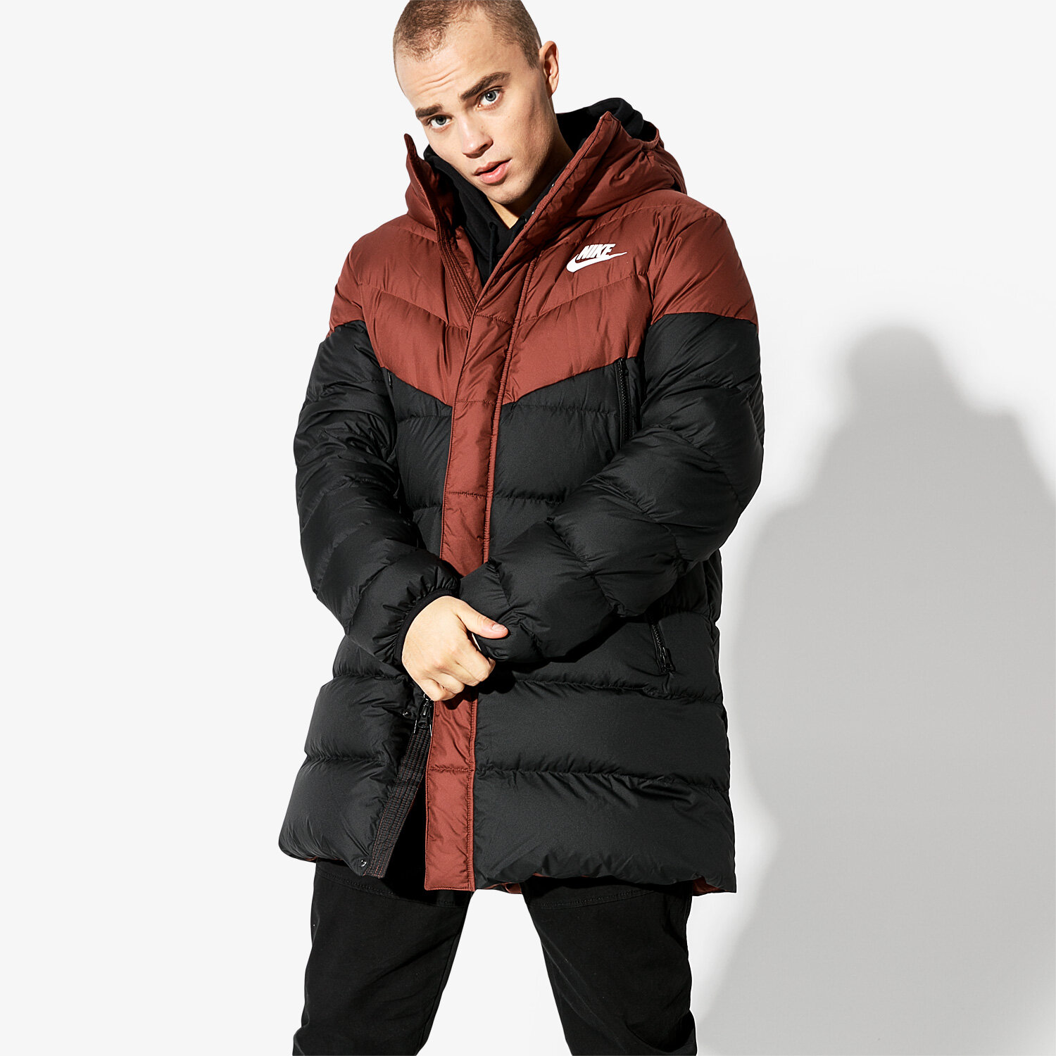 pánská zimní bunda NIKE BUNDA M NSW DWN FILL WR PARKA HD RUS AO8915-236 ČERNÁ