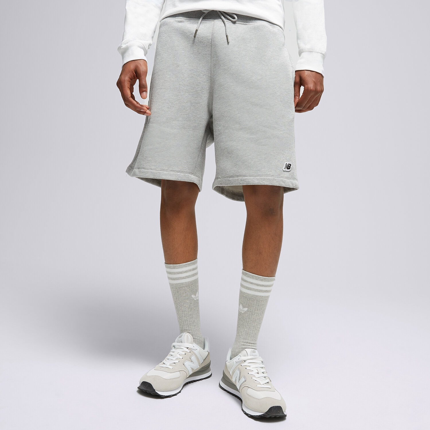 pánské kraťasy NEW BALANCE ŠORTKY  SMALL LOGO SHORTS ŠORTKY MS23600AG ŠEDÁ