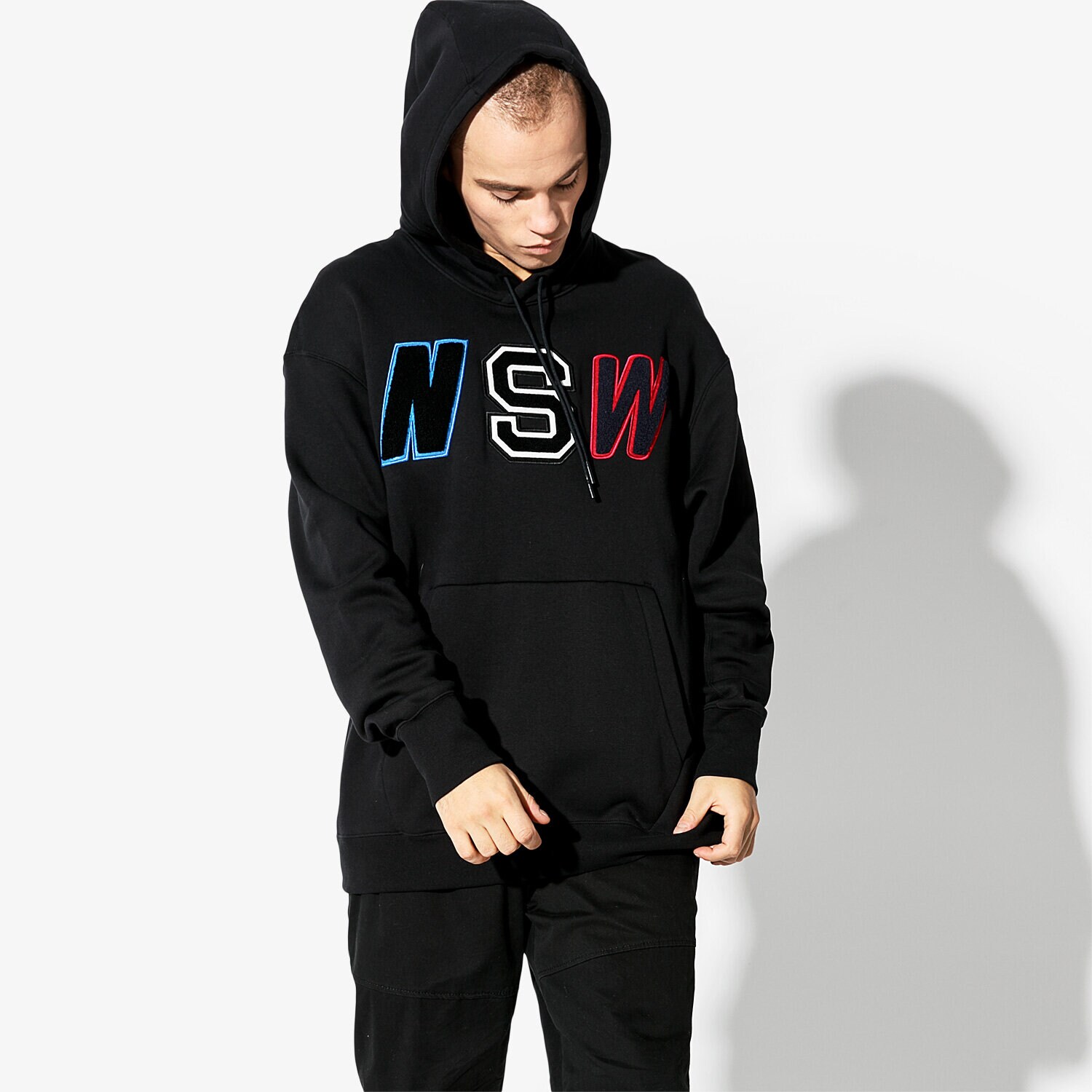 pánská mikina NIKE MIKINA M NSW NSW HOODIE PO FLC 943573-010 ČERNÁ