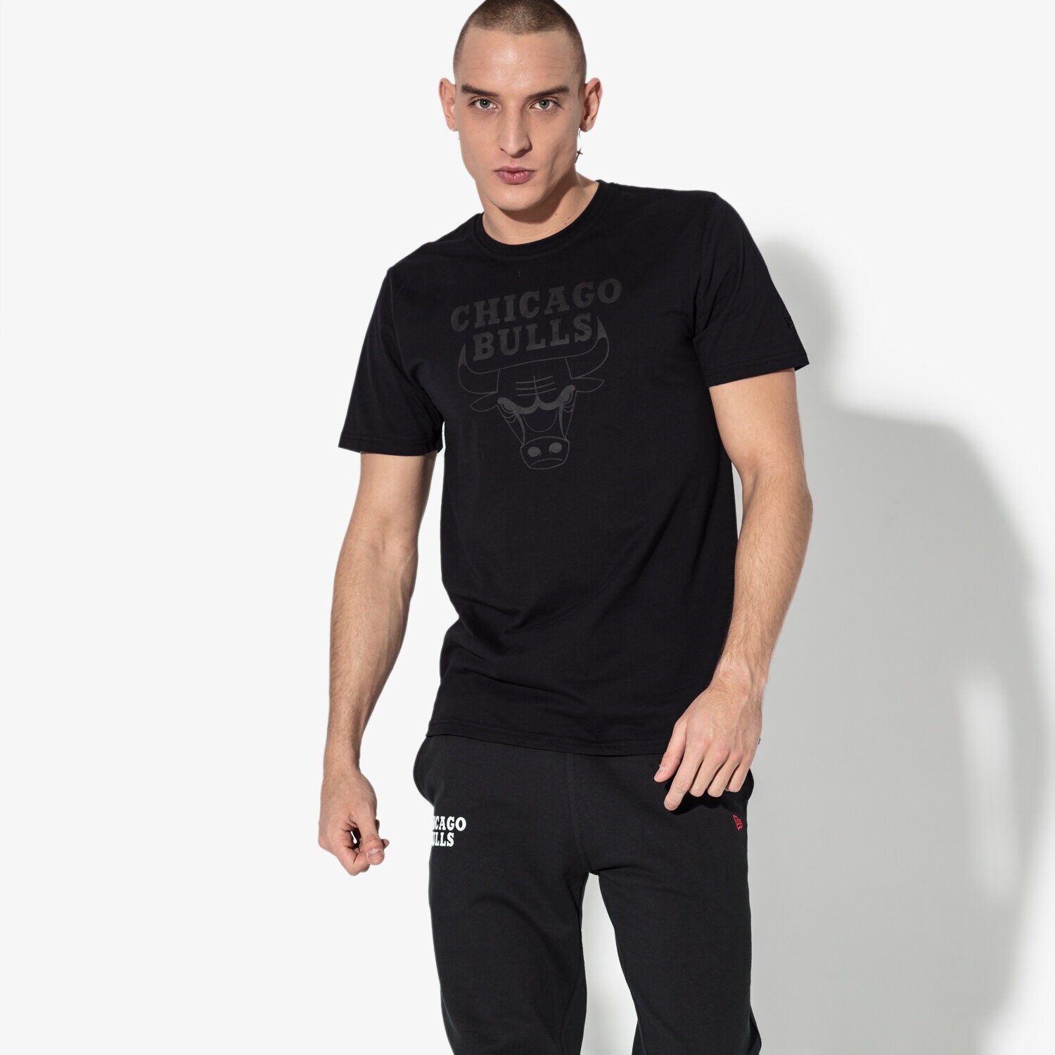 pánské tričko NEW ERA TRIČKO SS NBA REMAINING BULLS CHICAGO BULLS BLKBLK 11546155 ČERNÁ