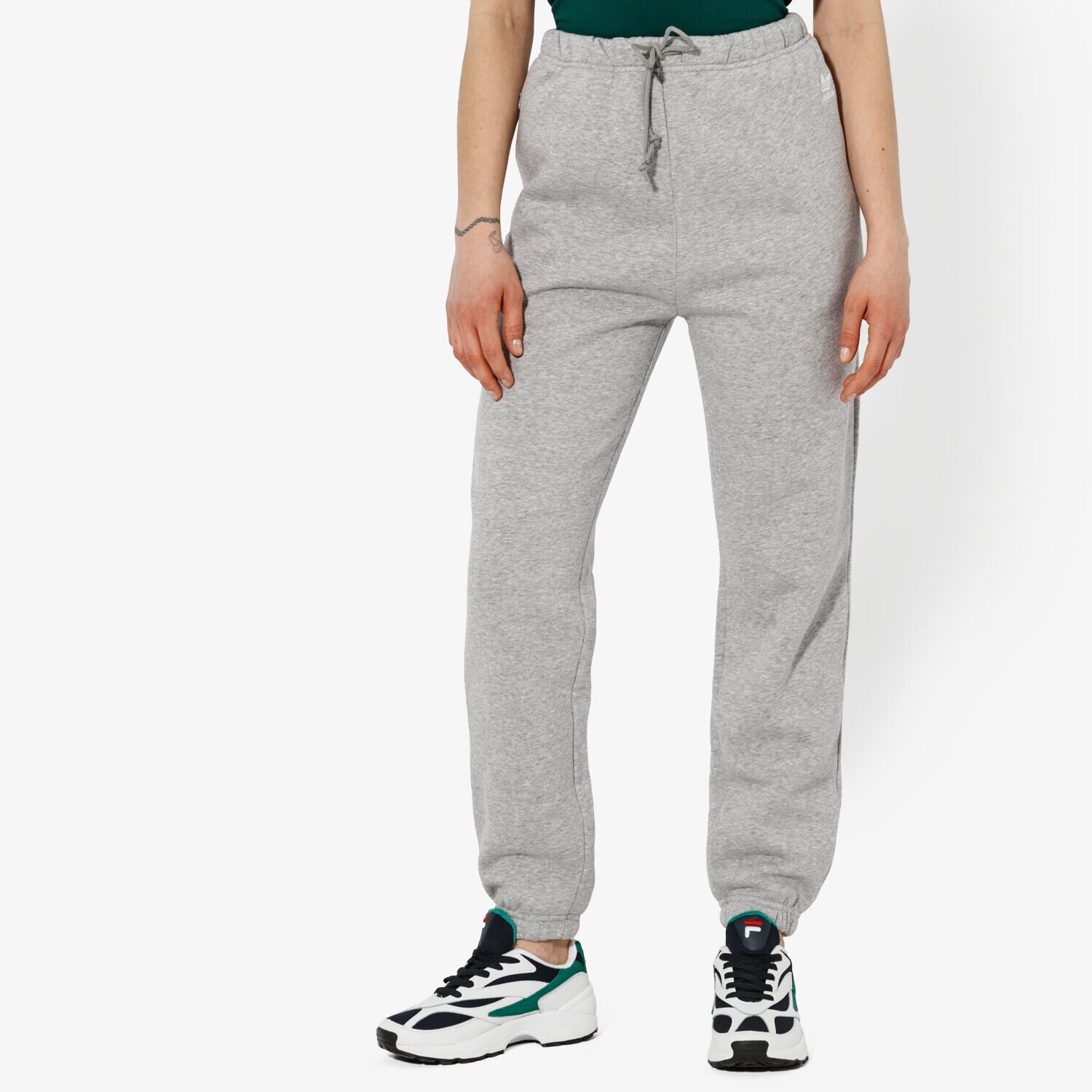 dámské kalhoty ADIDAS KALHOTY  SC PANT ADICOLOR DW3895 ŠEDÁ