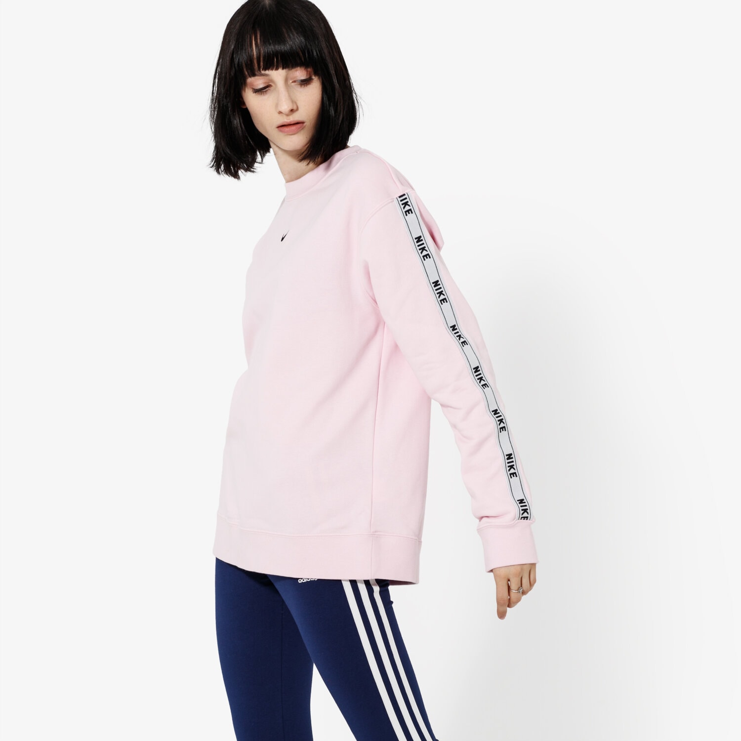 dámská mikina NIKE MIKINA W NSW CREW LOGO TAPE SPORTSWEAR AR3054-663 RŮŽOVÁ