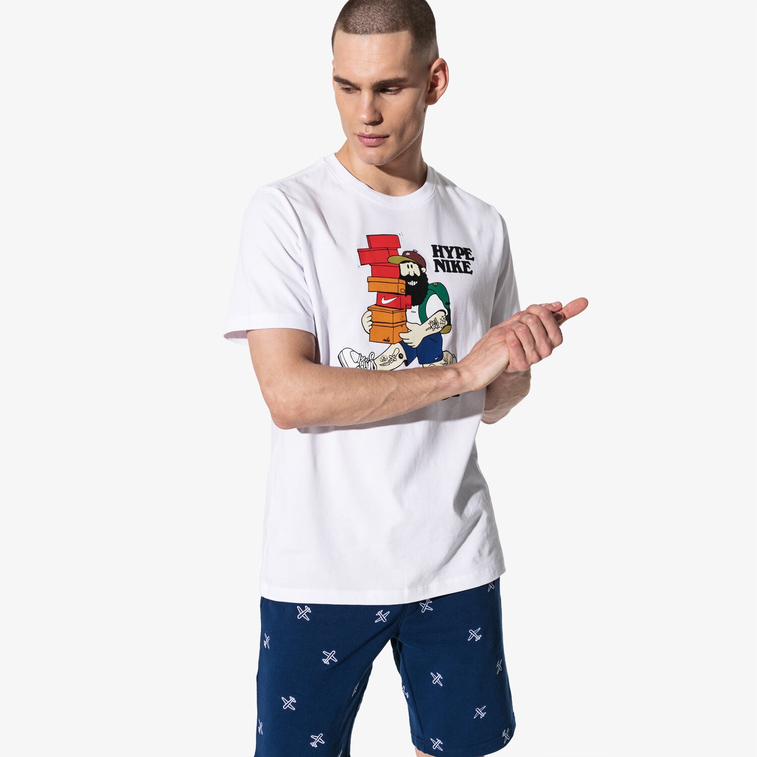 pánské tričko NIKE TRIČKO SS M NSW TEE HYPE NIKE 1 SPORTSWEAR AR5075-100 BÍLÁ