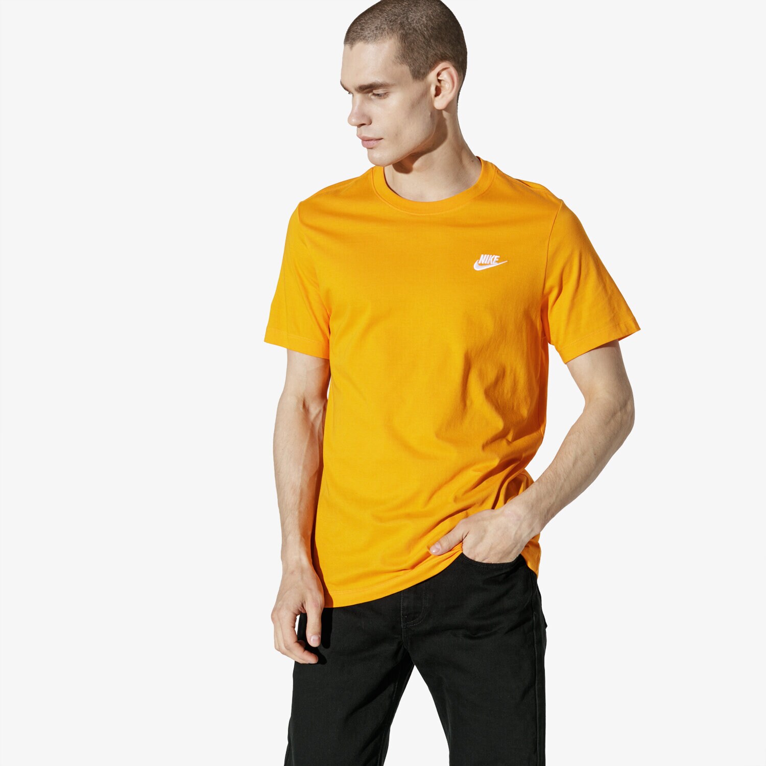 pánské tričko NIKE TRIČKO SS M NSW CLUB TEE AR4997-833 ORANŽOVÁ
