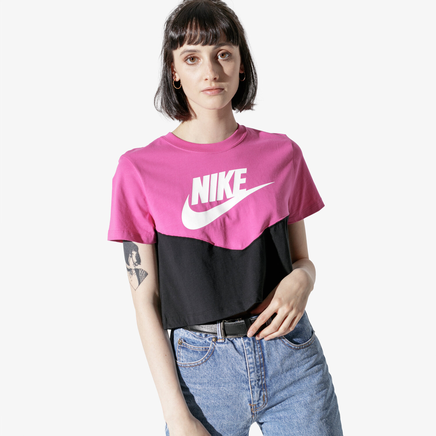 dámský top NIKE TOP W NSW HRTG TOP SS AR2513-013 RŮŽOVÁ