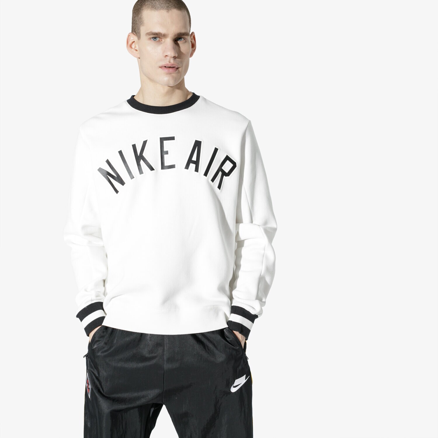 pánská mikina NIKE MIKINA M NSW NIKE AIR CREW FLC AR1822-133 BÍLÁ
