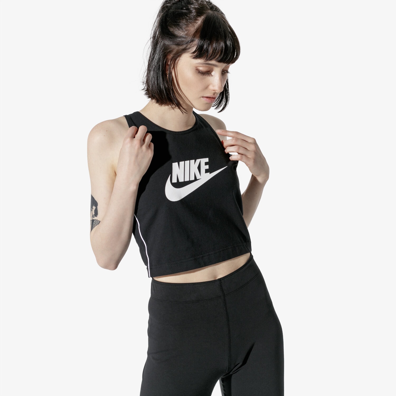 dámský top NIKE TOP W NSW HRTG TOP AR2327-010 ČERNÁ