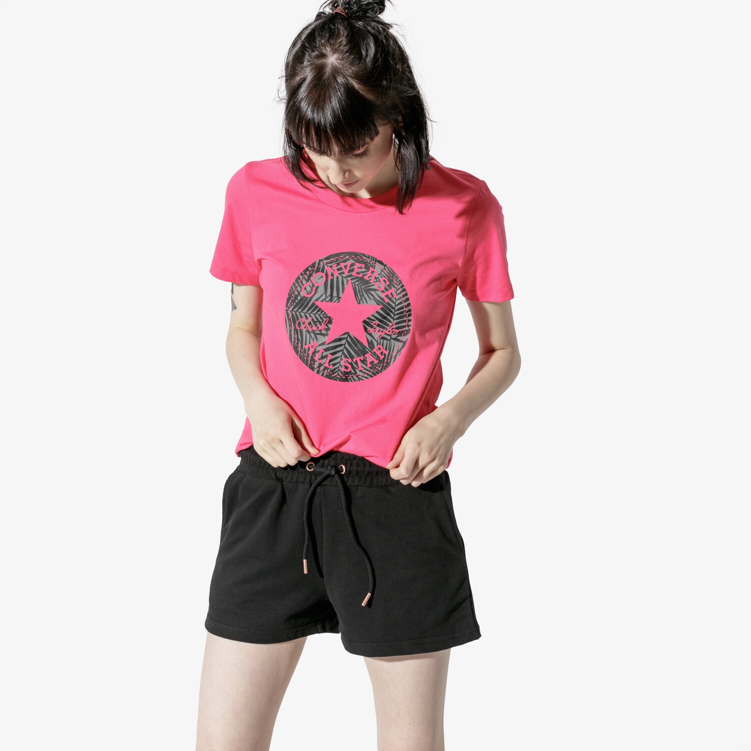 dámské tričko CONVERSE TRIČKO SS SEASONAL CHUCK PATCH PALM FILL TEE 10017791-A03 ČERVENÁ