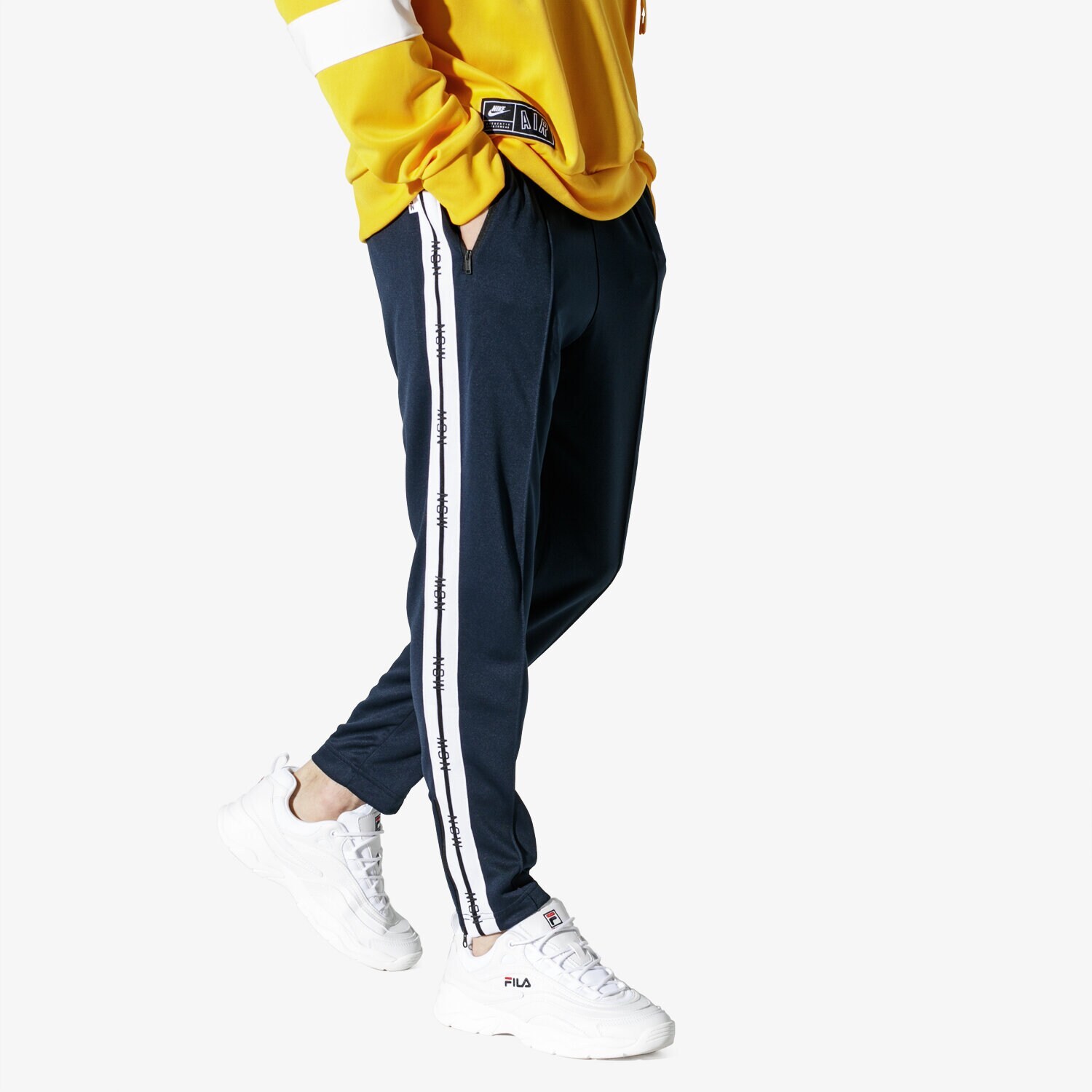 pánské kalhoty NIKE KALHOTY  M NSW NSP TRK PANT AR1613-475 ČERNÁ