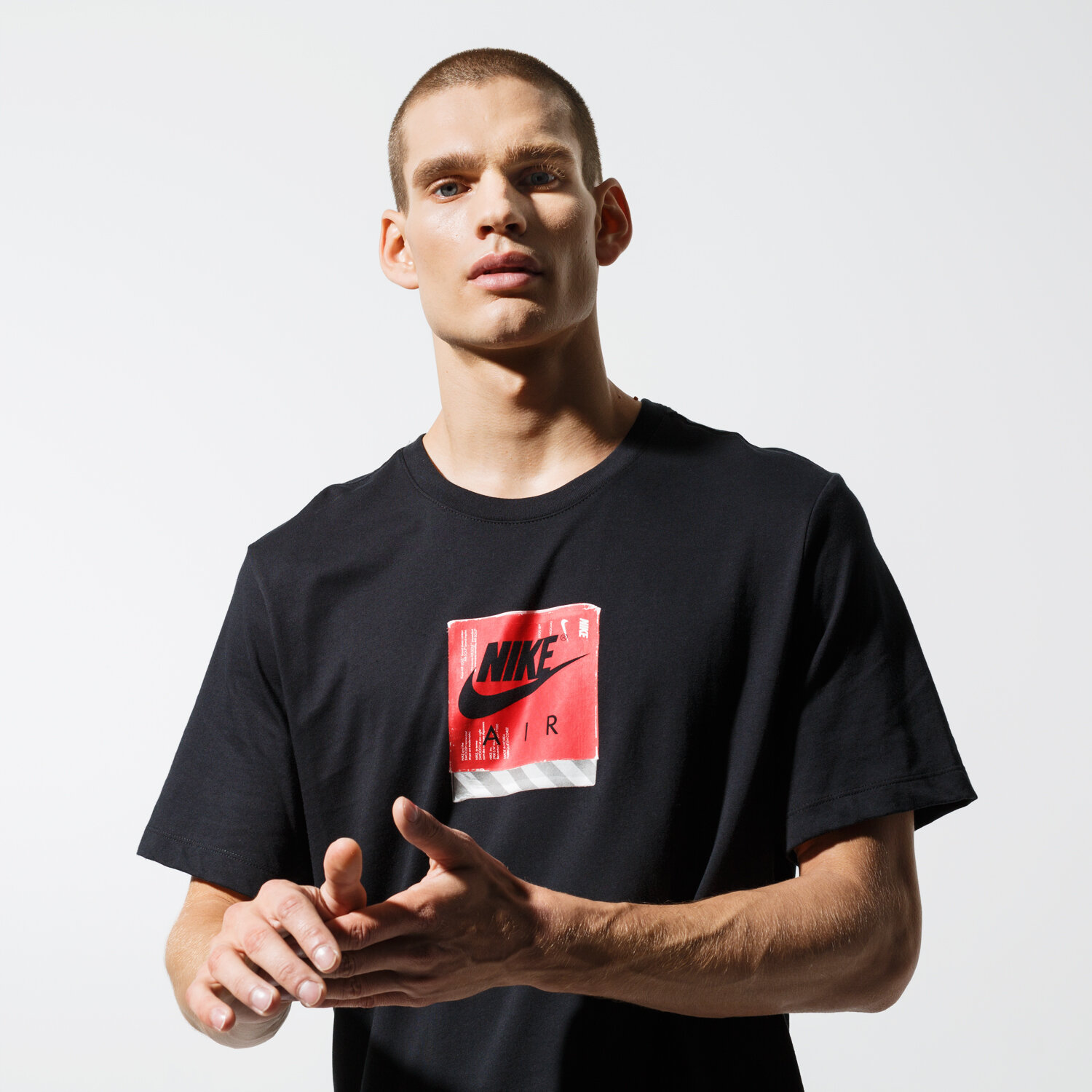 pánské tričko NIKE TRIČKO M NSW TEE FTWR PACK 4 BQ0072-010 ČERNÁ