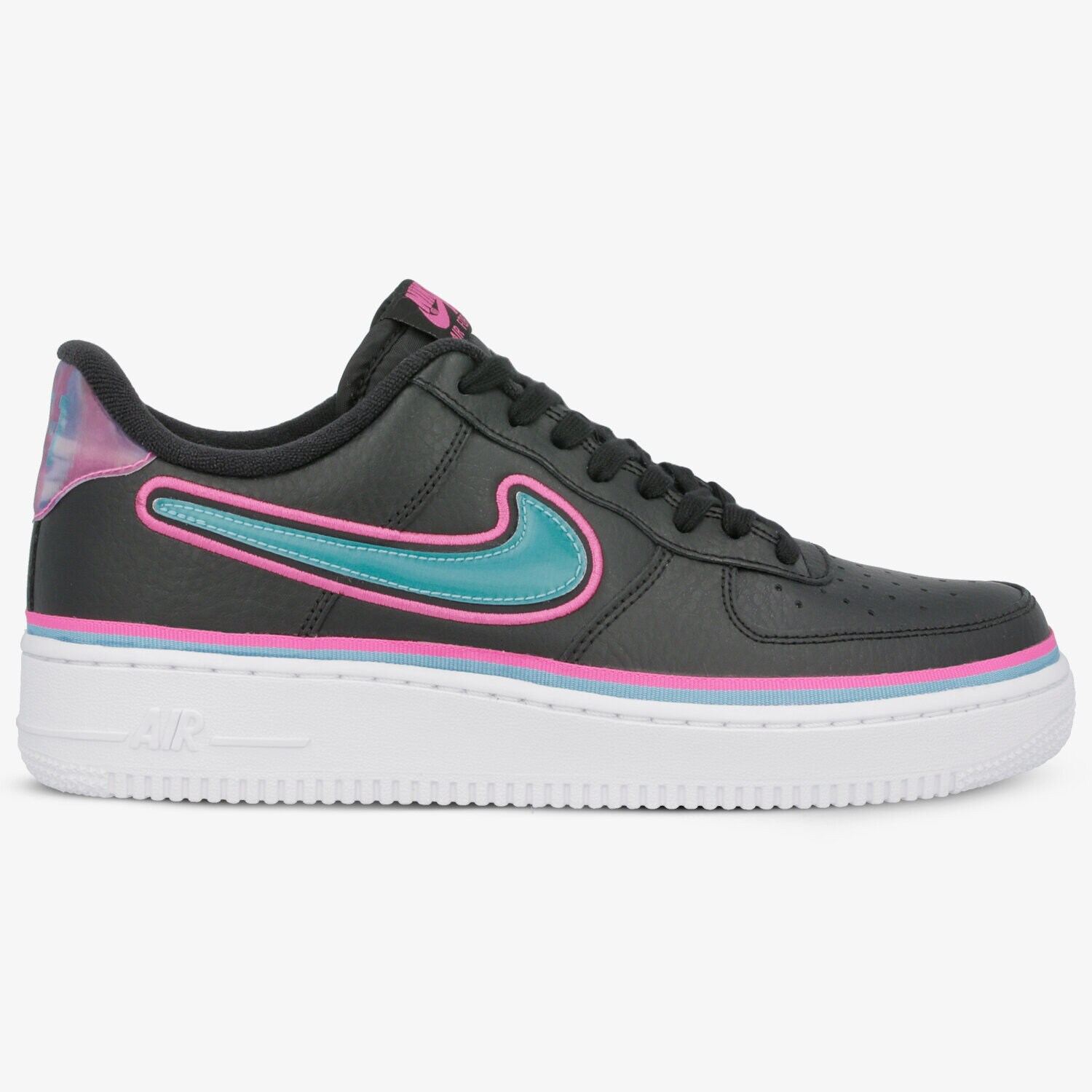 pánské tenisky NIKE AIR FORCE 1 '07 LV8 SPORT  AJ7748002 ČERNÁ