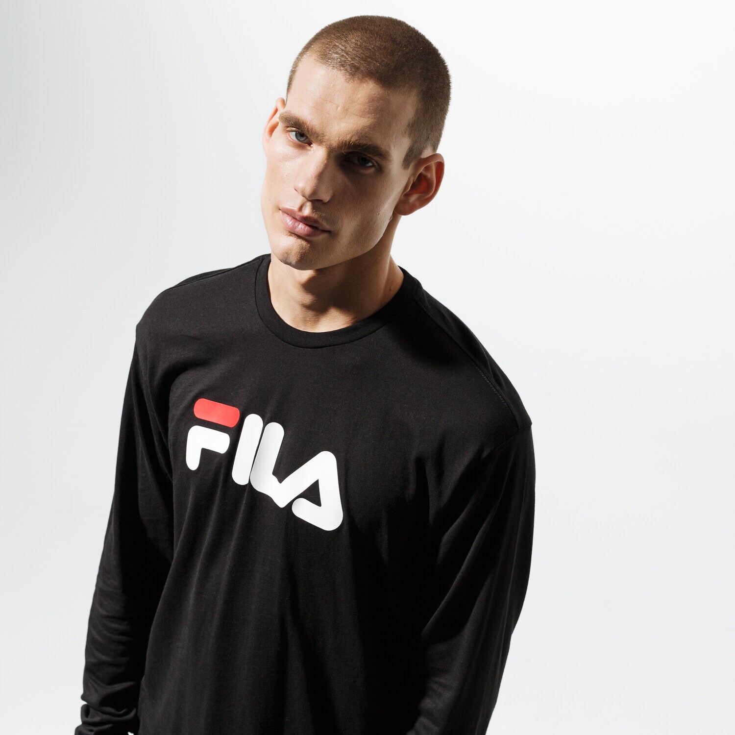 pánské tričko FILA TRIČKO PURE LONG SLEEVE SHIRT 681092002 ČERNÁ