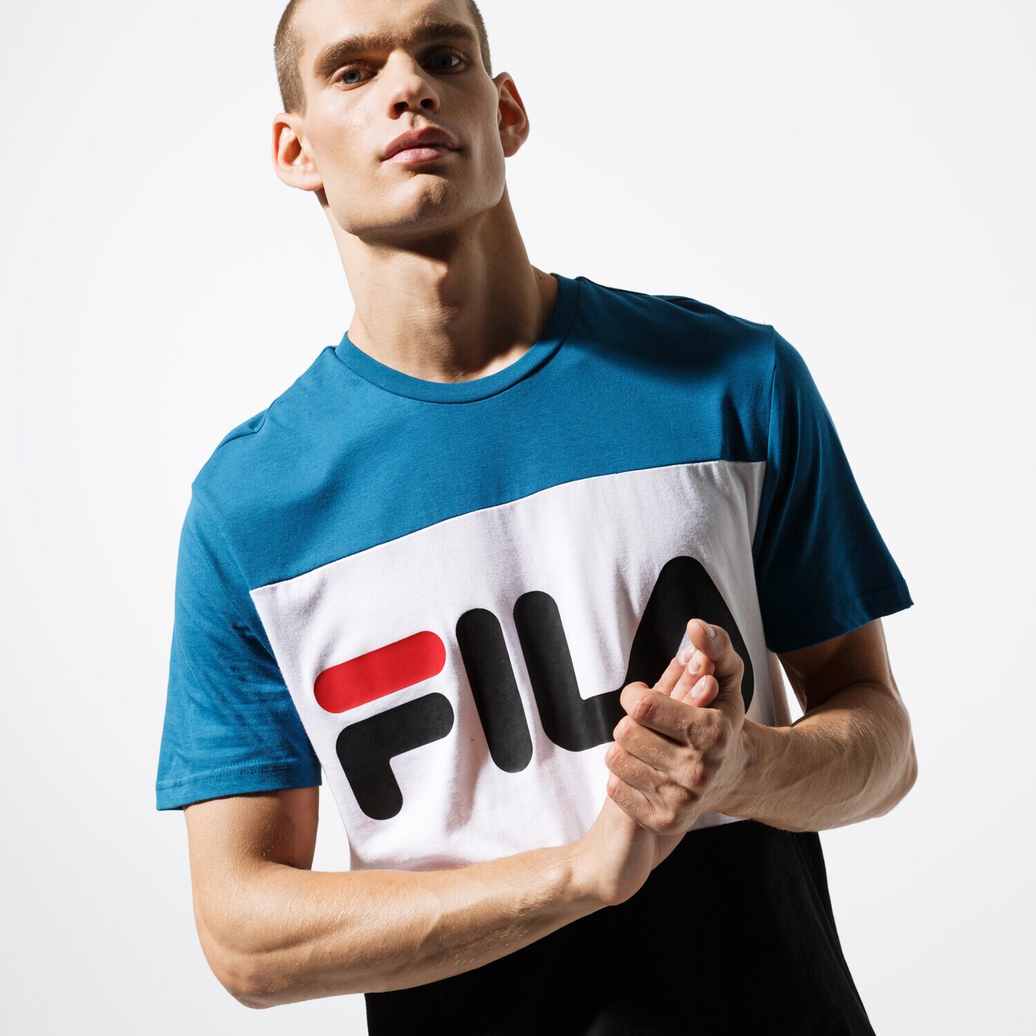 pánské tričko FILA TRIČKO SS DAY TEE 681244A216 MODRÁ