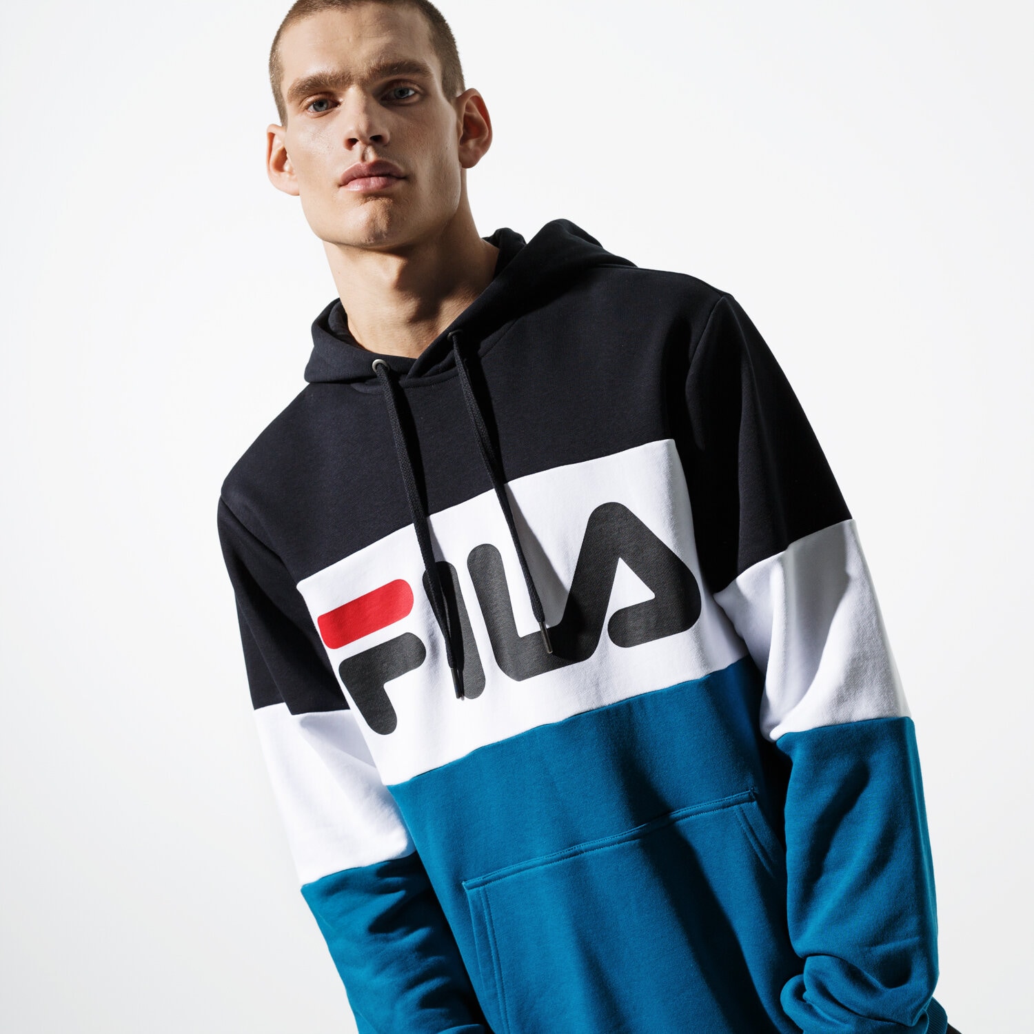 pánská mikina FILA MIKINA NIGHT BLOCKED HOODY 687001A217 MODRÁ