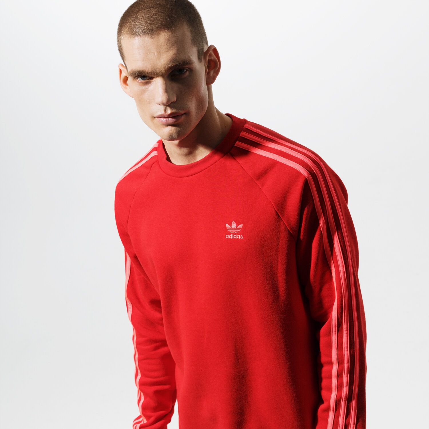 pánská mikina ADIDAS MIKINA 3-STRIPES CREW EJ9693 ČERVENÁ